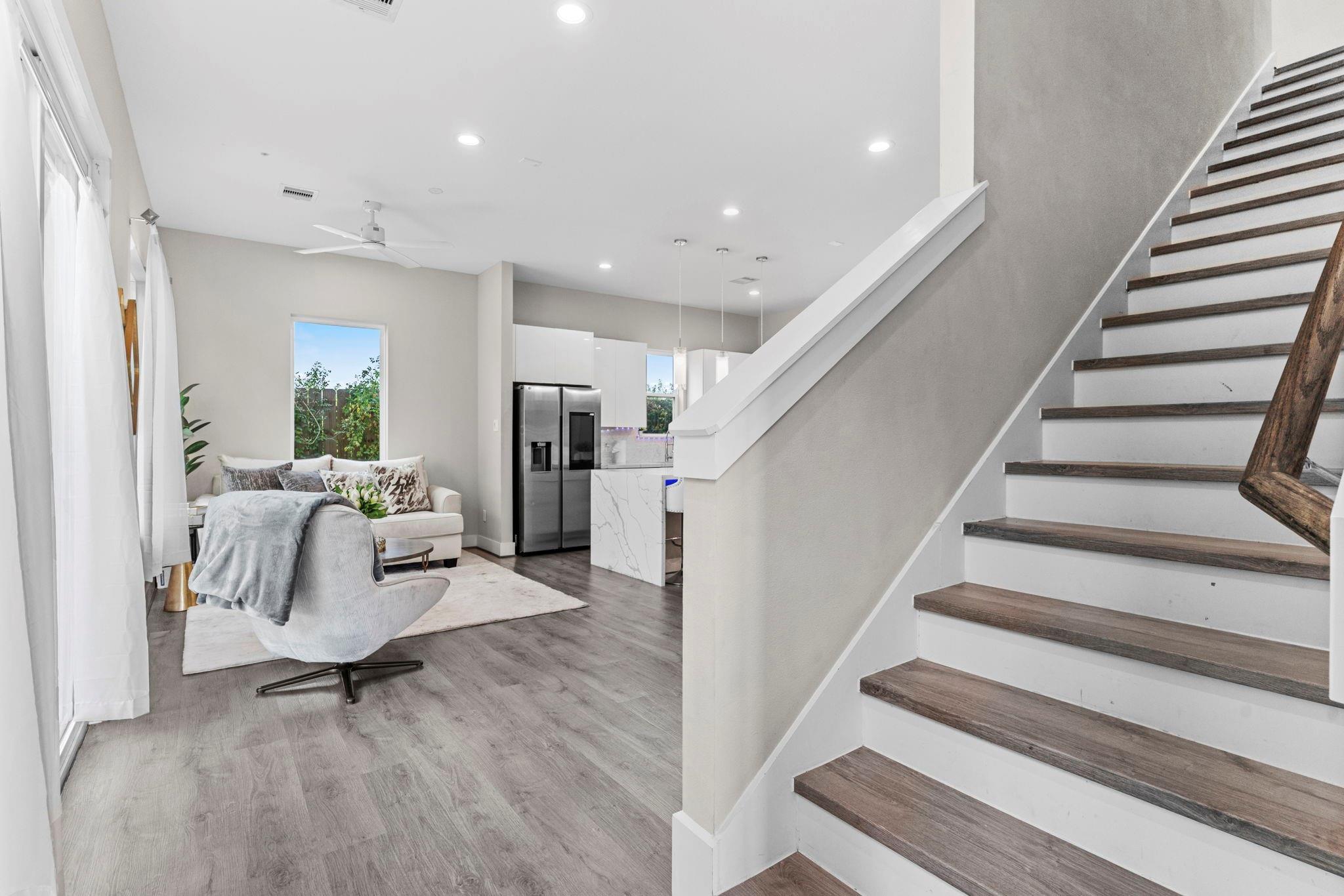 853 Prosper St, Houston, TX 77088 photo