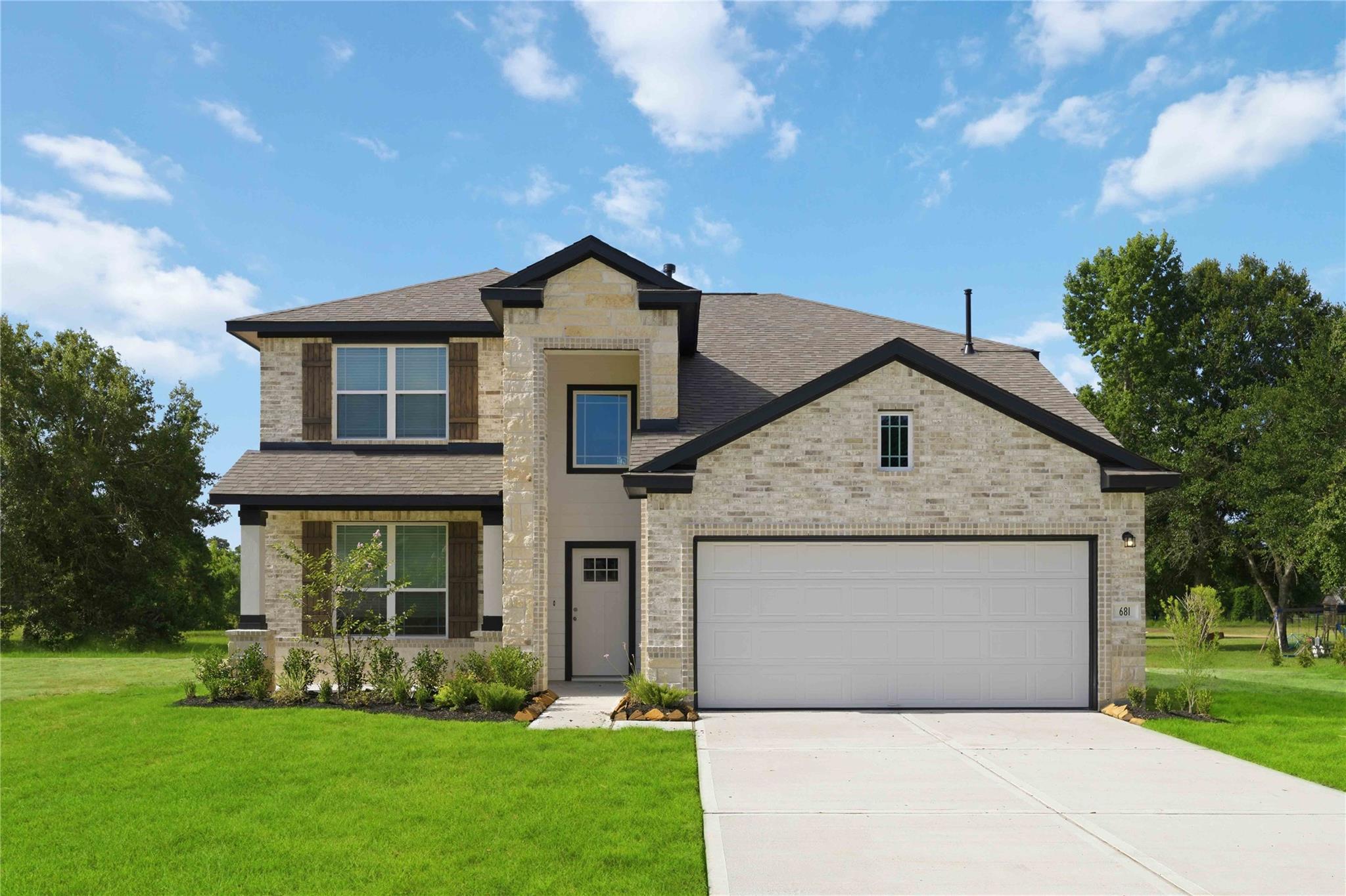 681 Barton Place Dr, Arlington, TX 77327