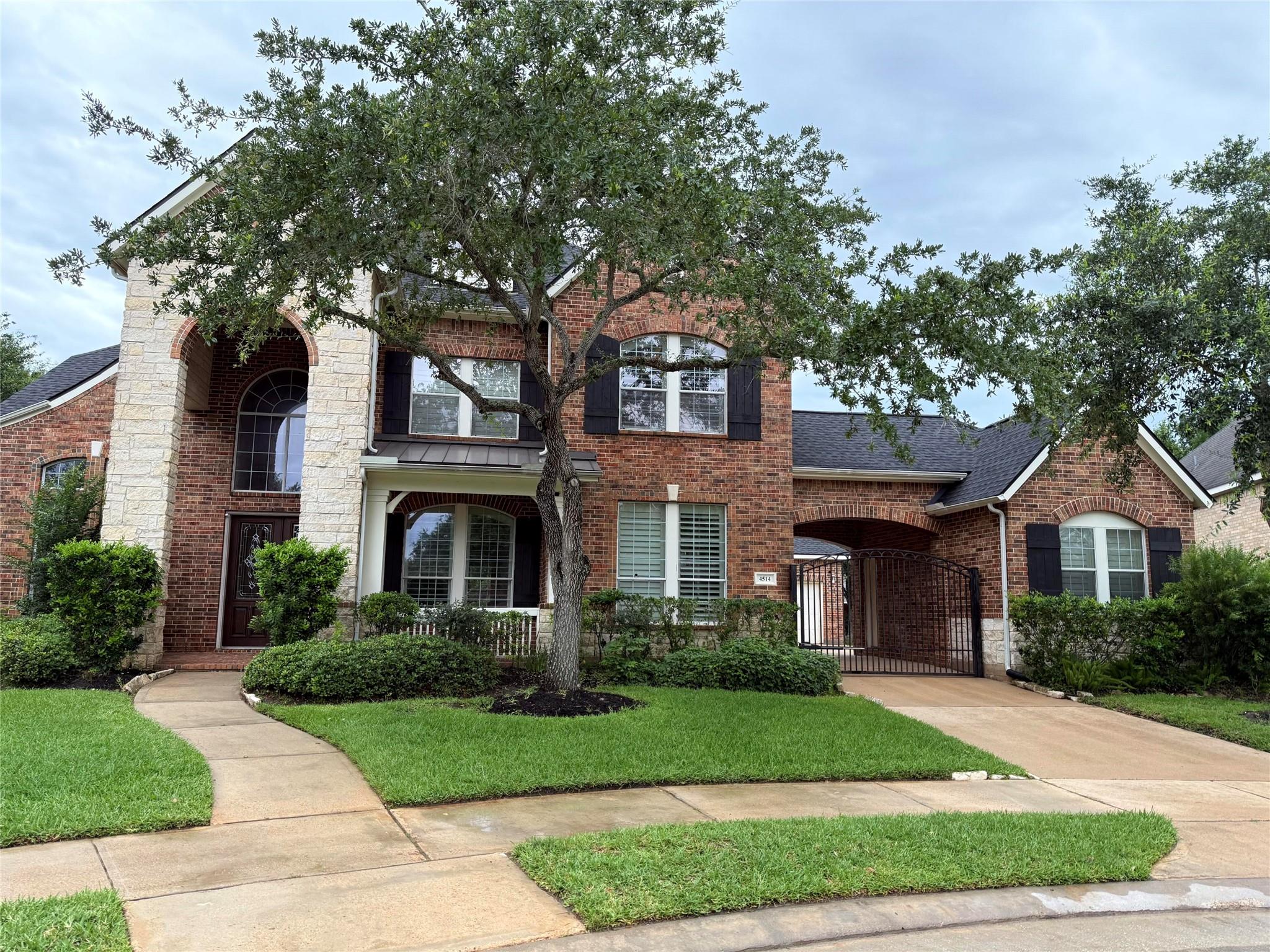 4514 Village Forest Dr, Sugar Land, TX 77479 photo