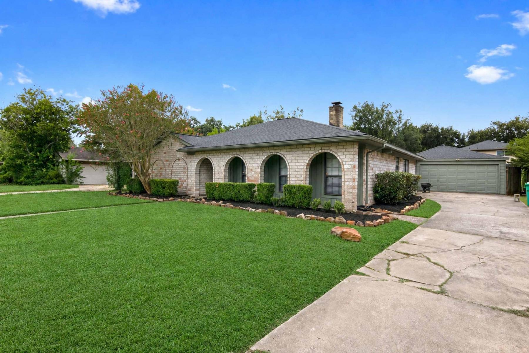 10126 Sageaspen Ln, Houston, TX 77089 photo