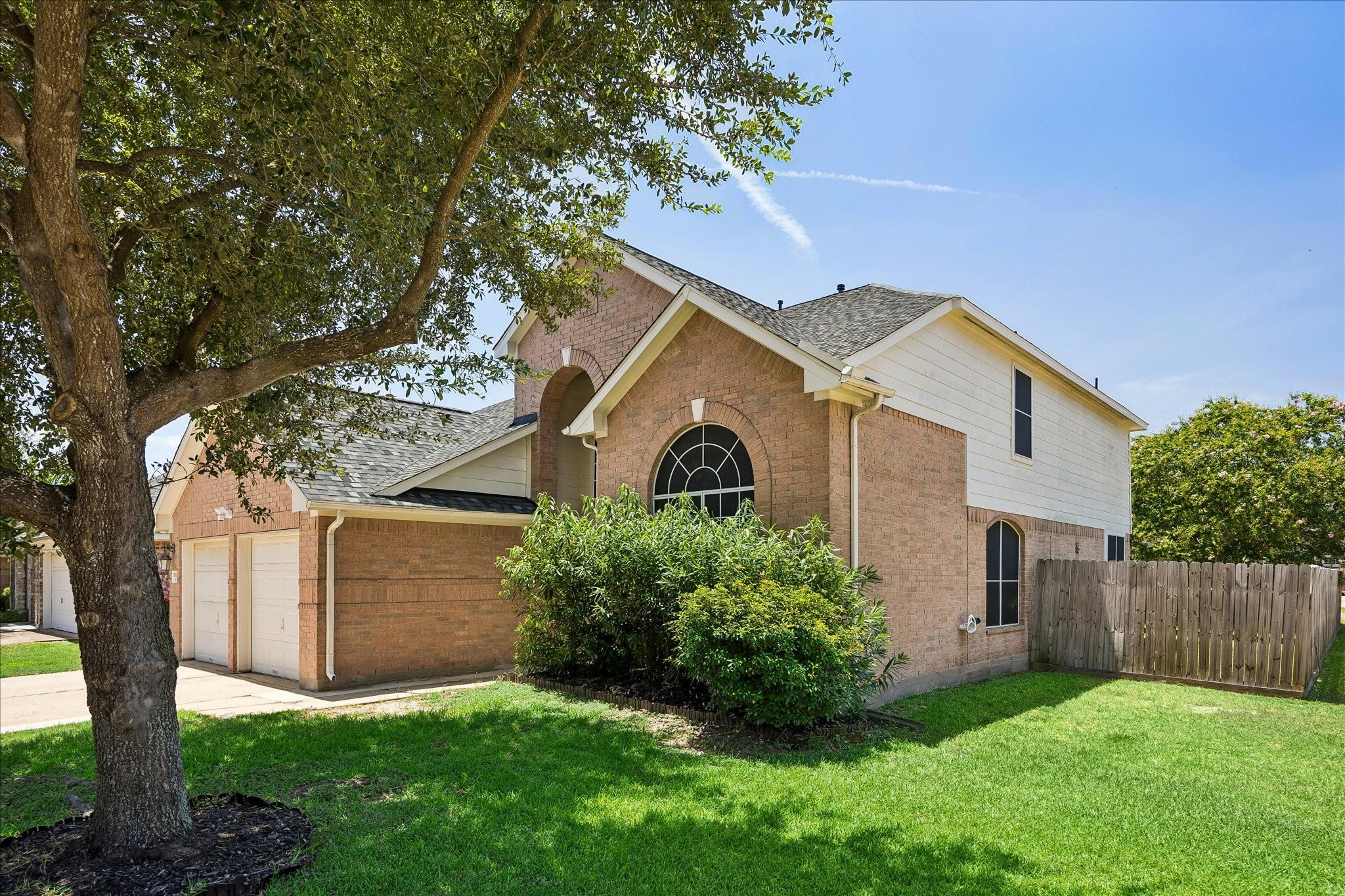 5547 Poplar Terrace Ln, Katy, TX 77449 photo