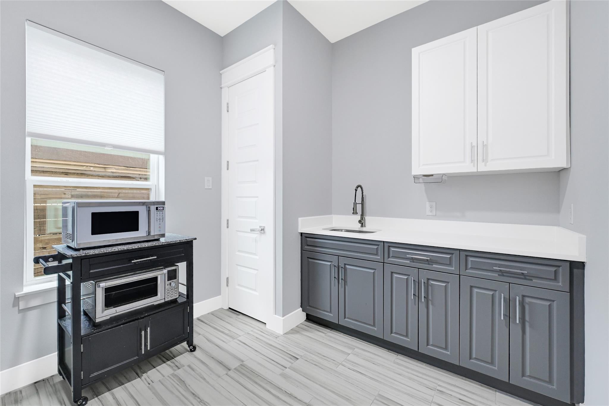 6118 Truro St, Houston, TX 77007 photo