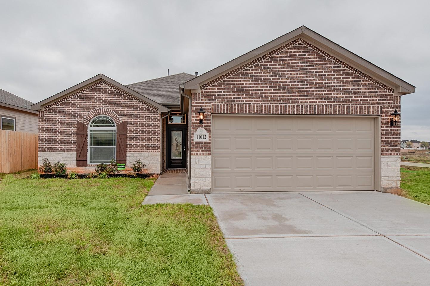 12388 Hackberry Dr, Willis, TX 77318
