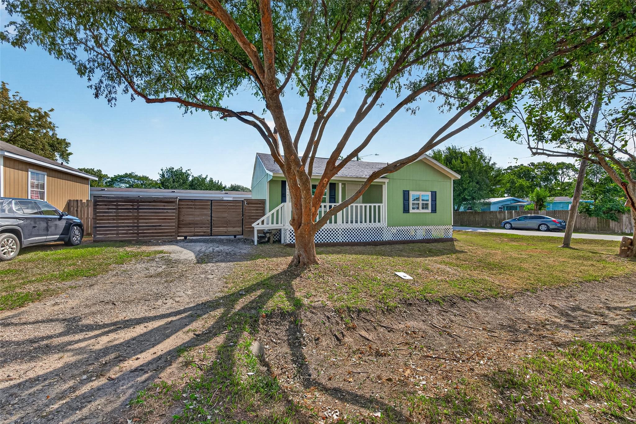 4619 18 St, Bacliff, TX 77518 photo