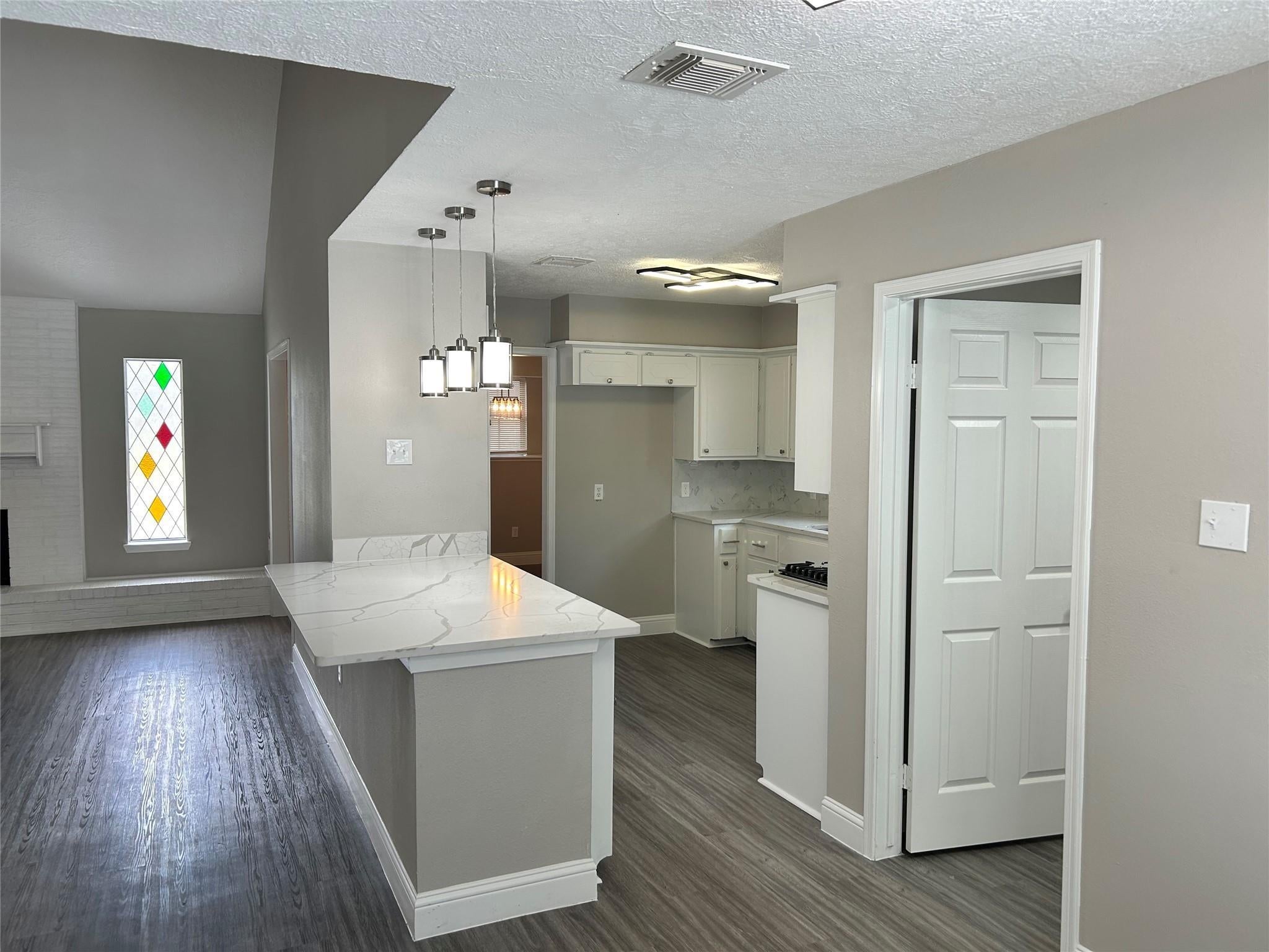 1601 Washington Dr, Deer Park, TX 77536 photo