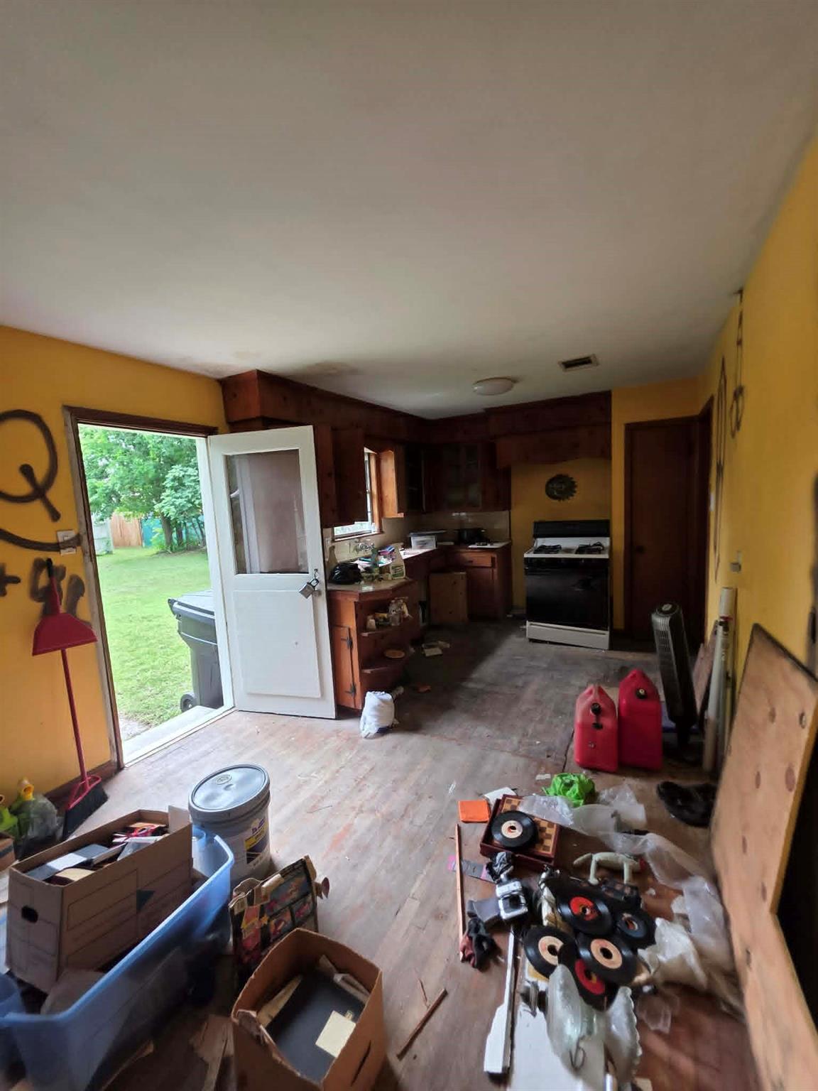 4302 Edison St, Houston, TX 77009 photo