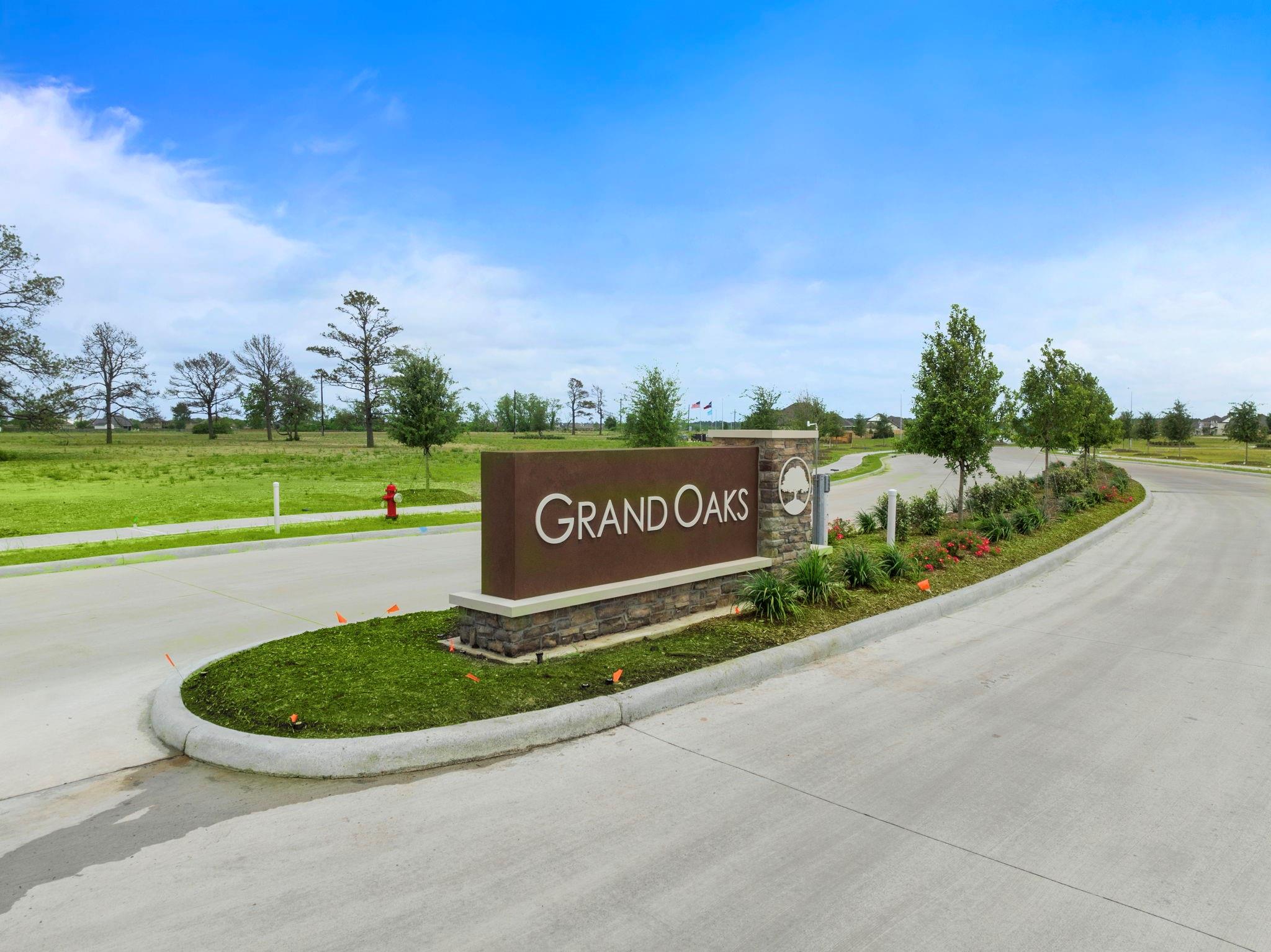 11922 Fashion Cir, Mont Belvieu, TX 77535 photo