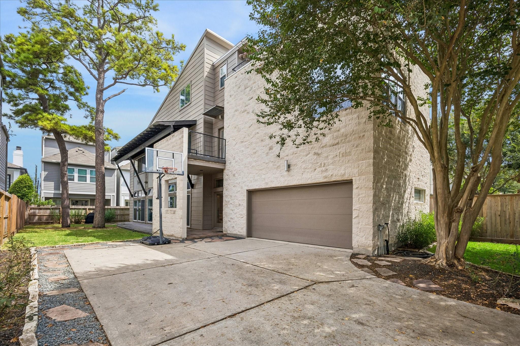 4232 Law St, Houston, TX 77005 photo