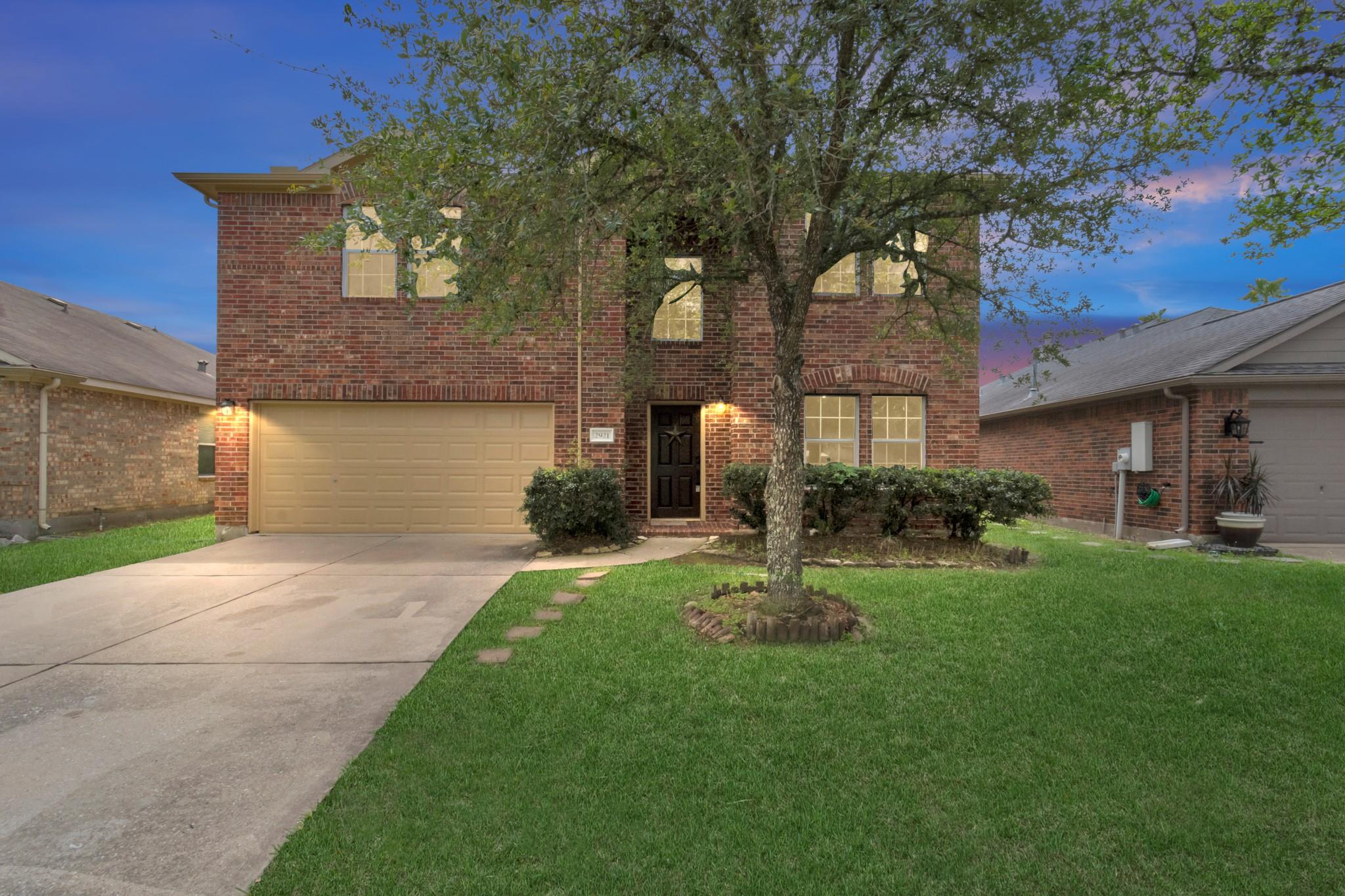 2921 Meridian Bay Ln, Dickinson, TX 77539 photo