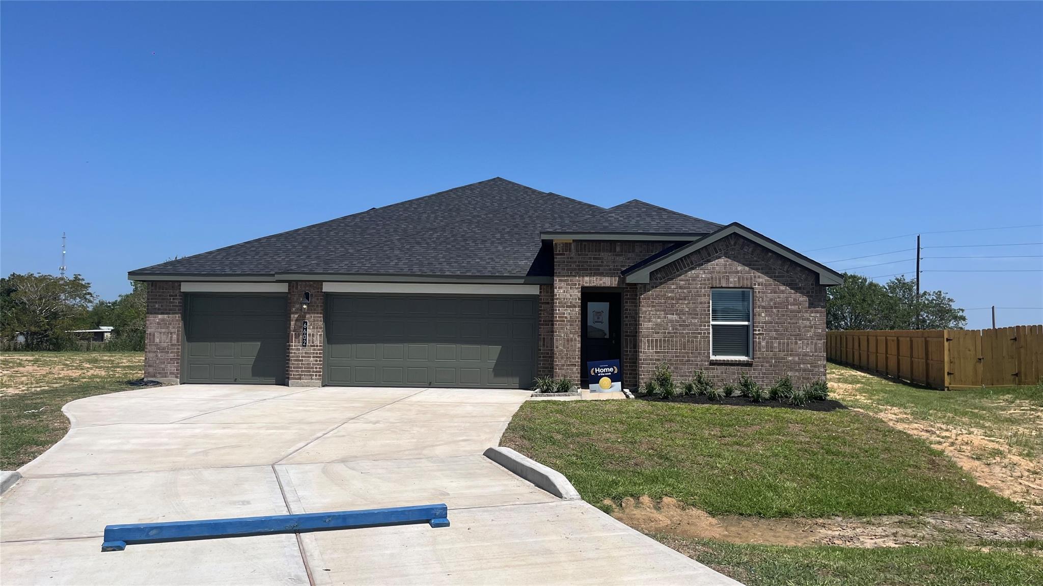 6602 Kingfisher Ln, Beasley, TX 77417