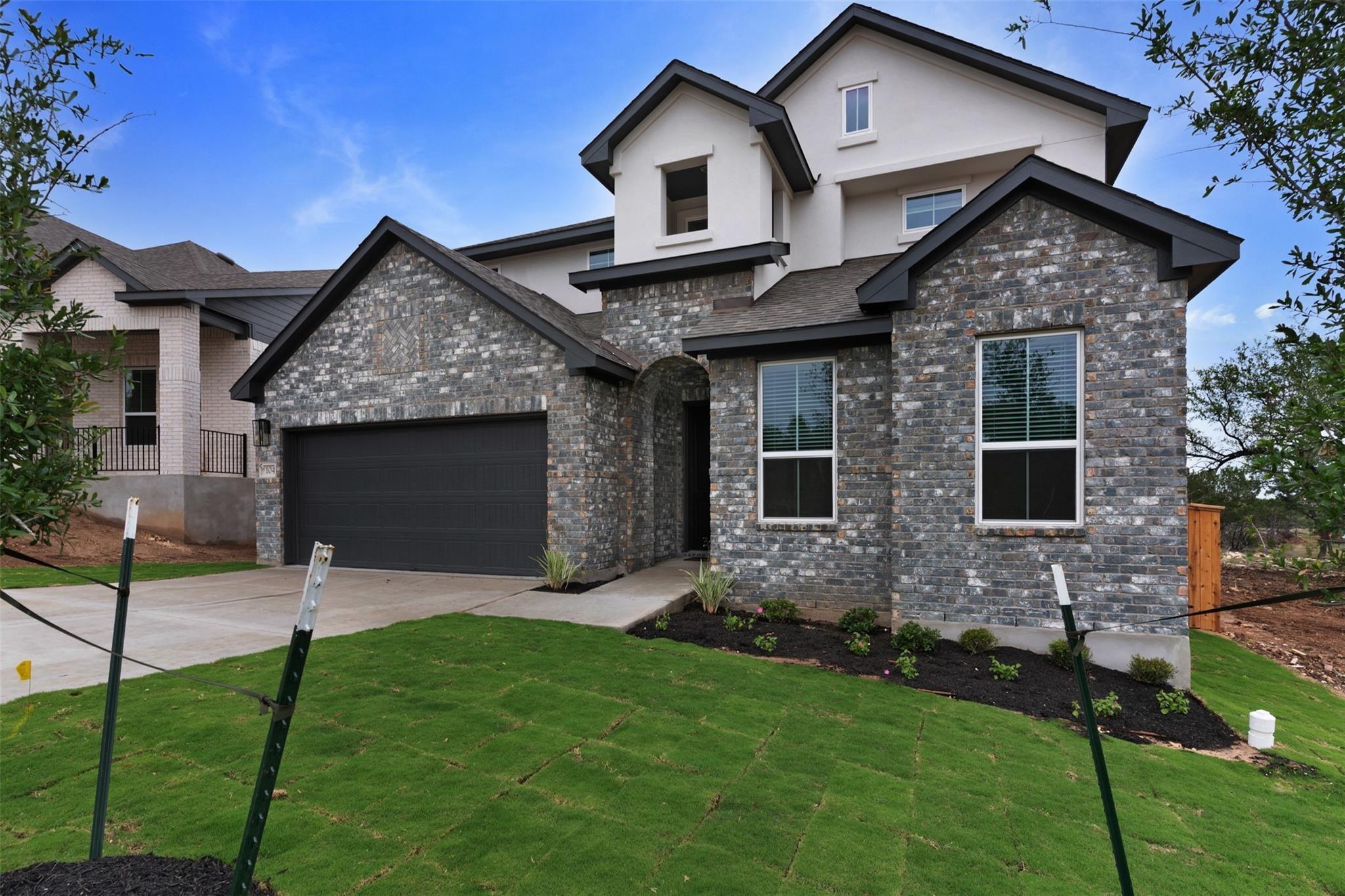 14935 Mission Ave, Mont Belvieu, TX 77523