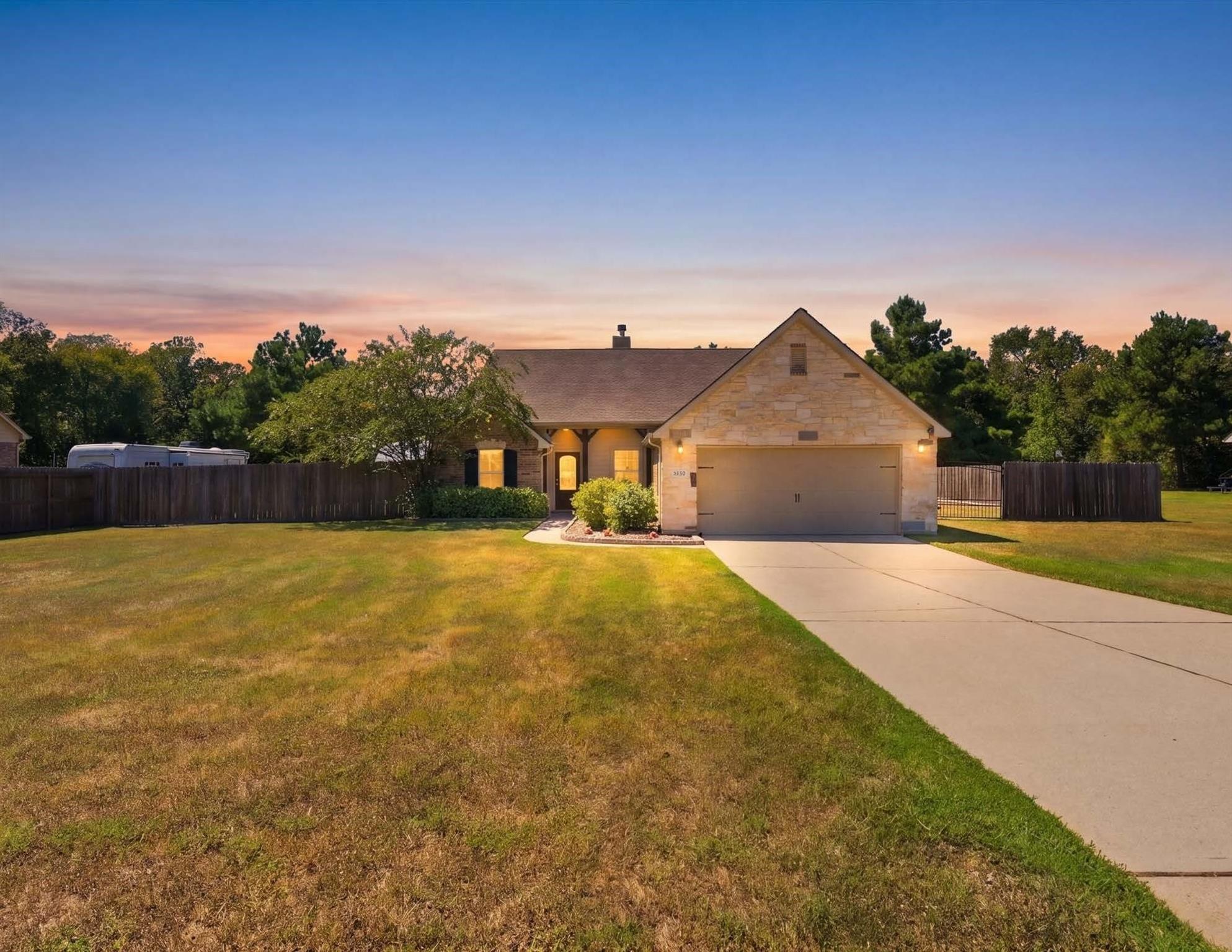 9103 Red Stag Ln, Conroe, TX 77303