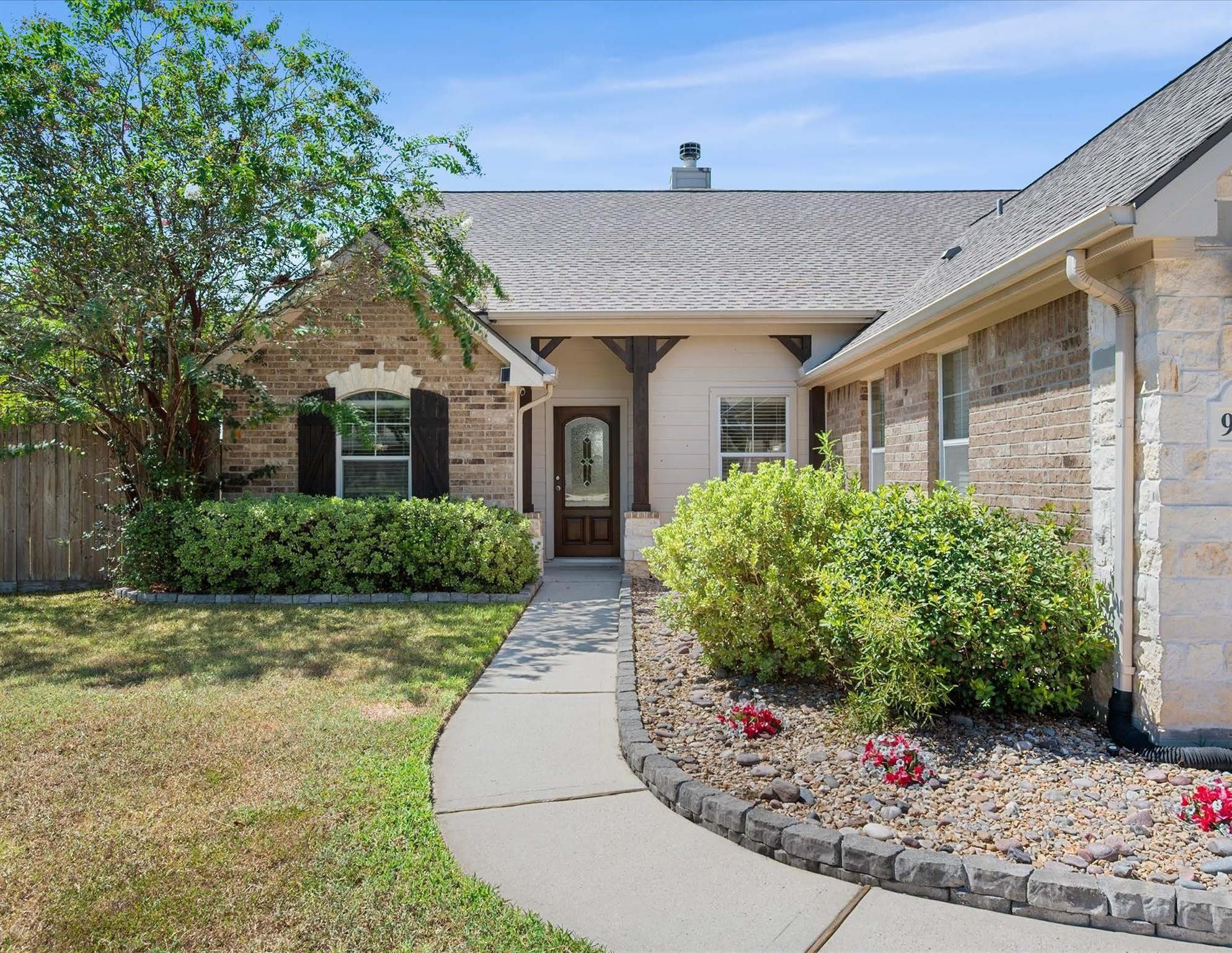 9103 Red Stag Ln, Conroe, TX 77303 photo