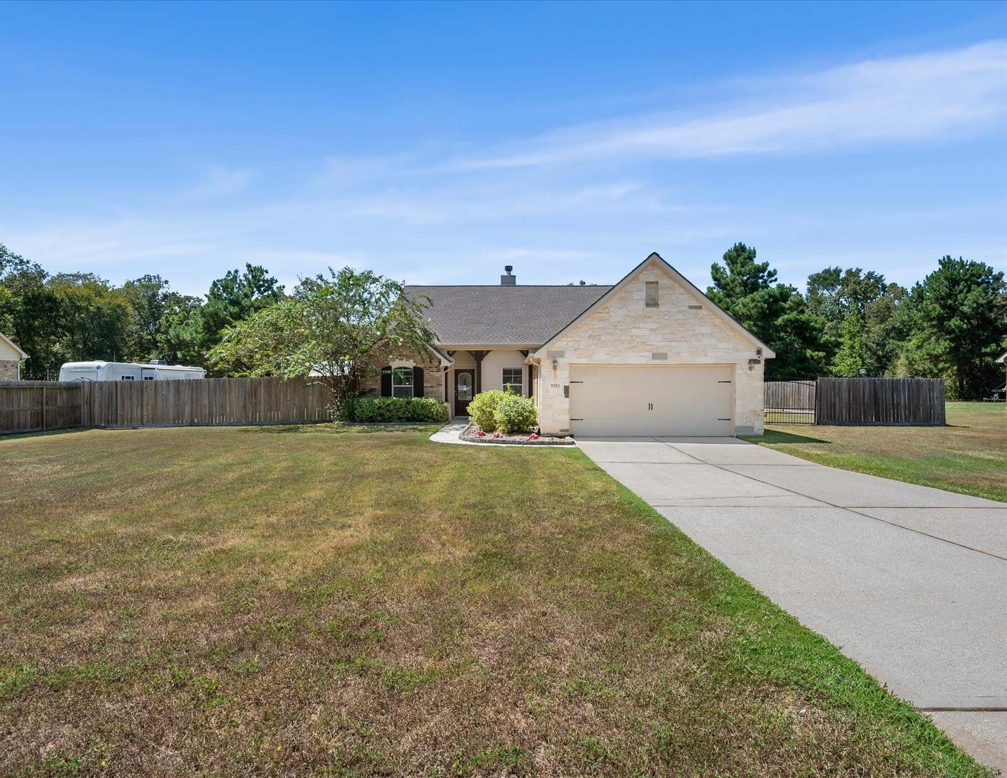9103 Red Stag Ln, Conroe, TX 77303 photo