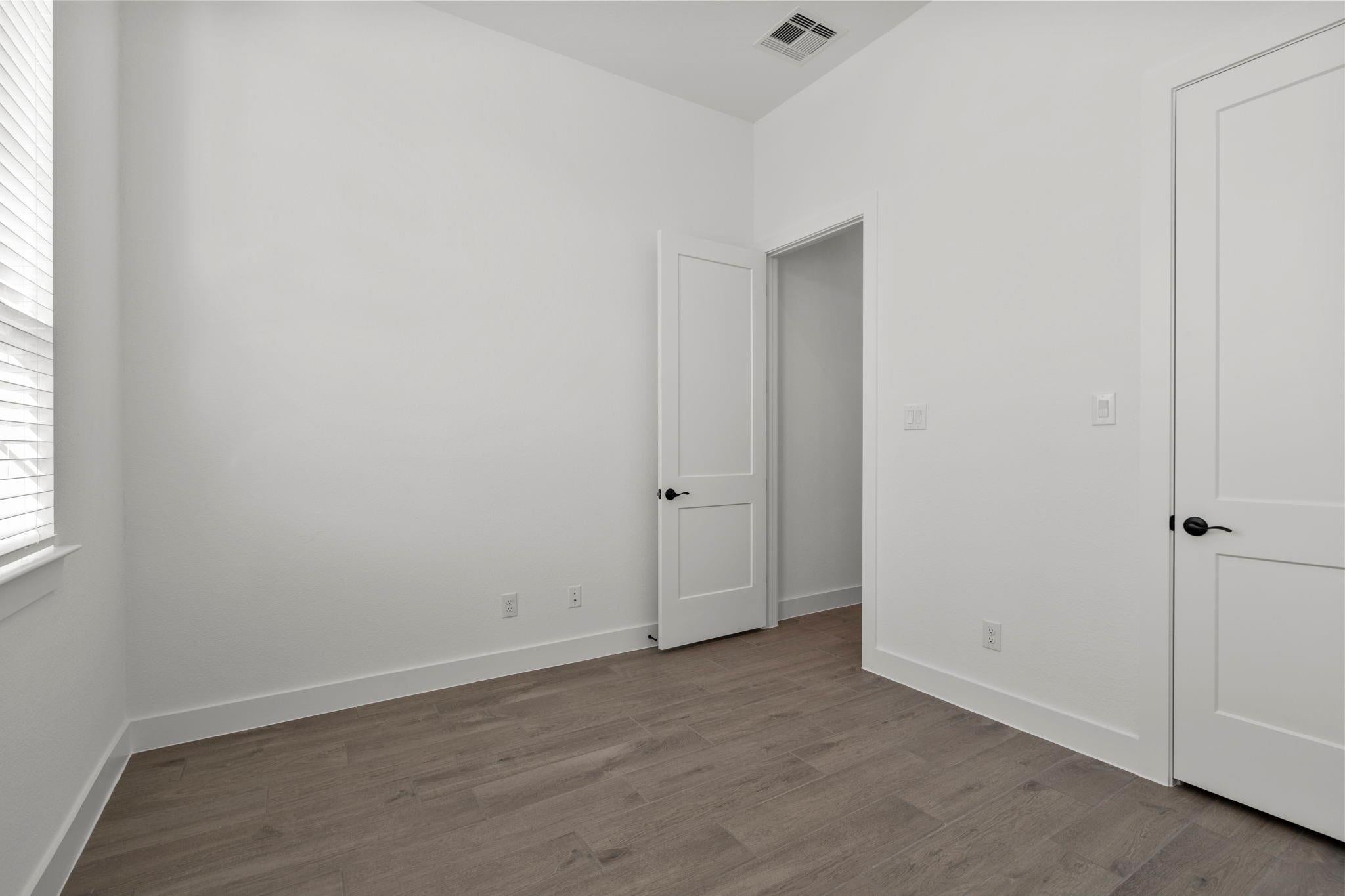 12223 Warbler Dr, Mont Belvieu, TX 77523 photo