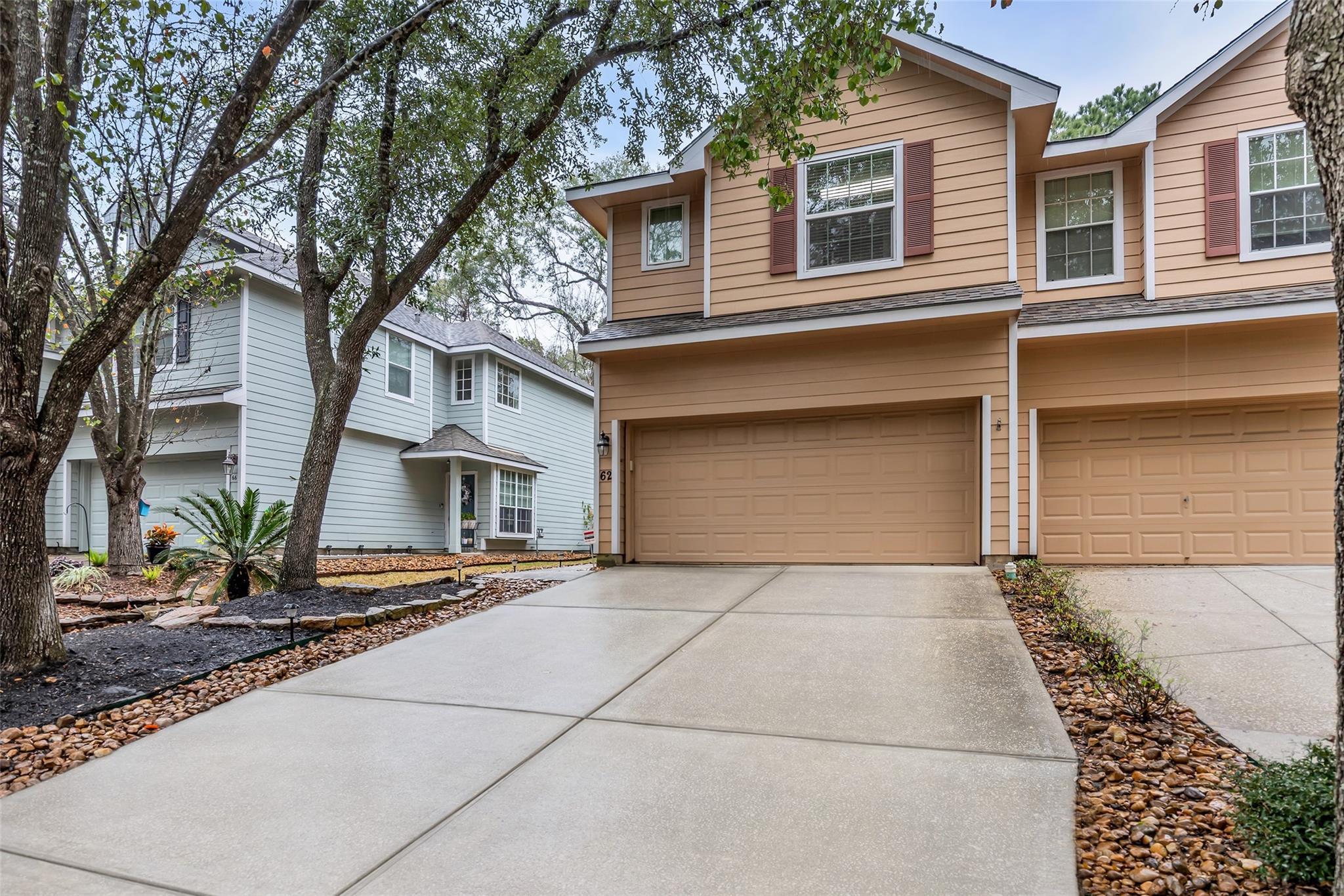 62 S Camellia Grove Cir, The Woodlands, TX 77382 photo