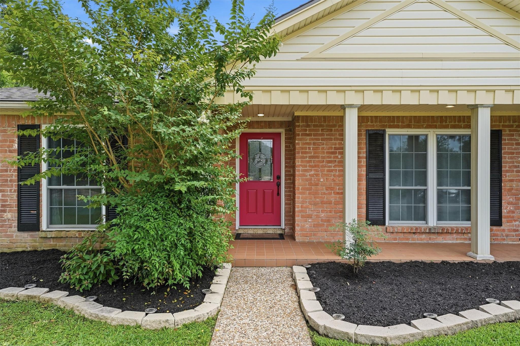16346 Havenpark Ct, Houston, TX 77059 photo
