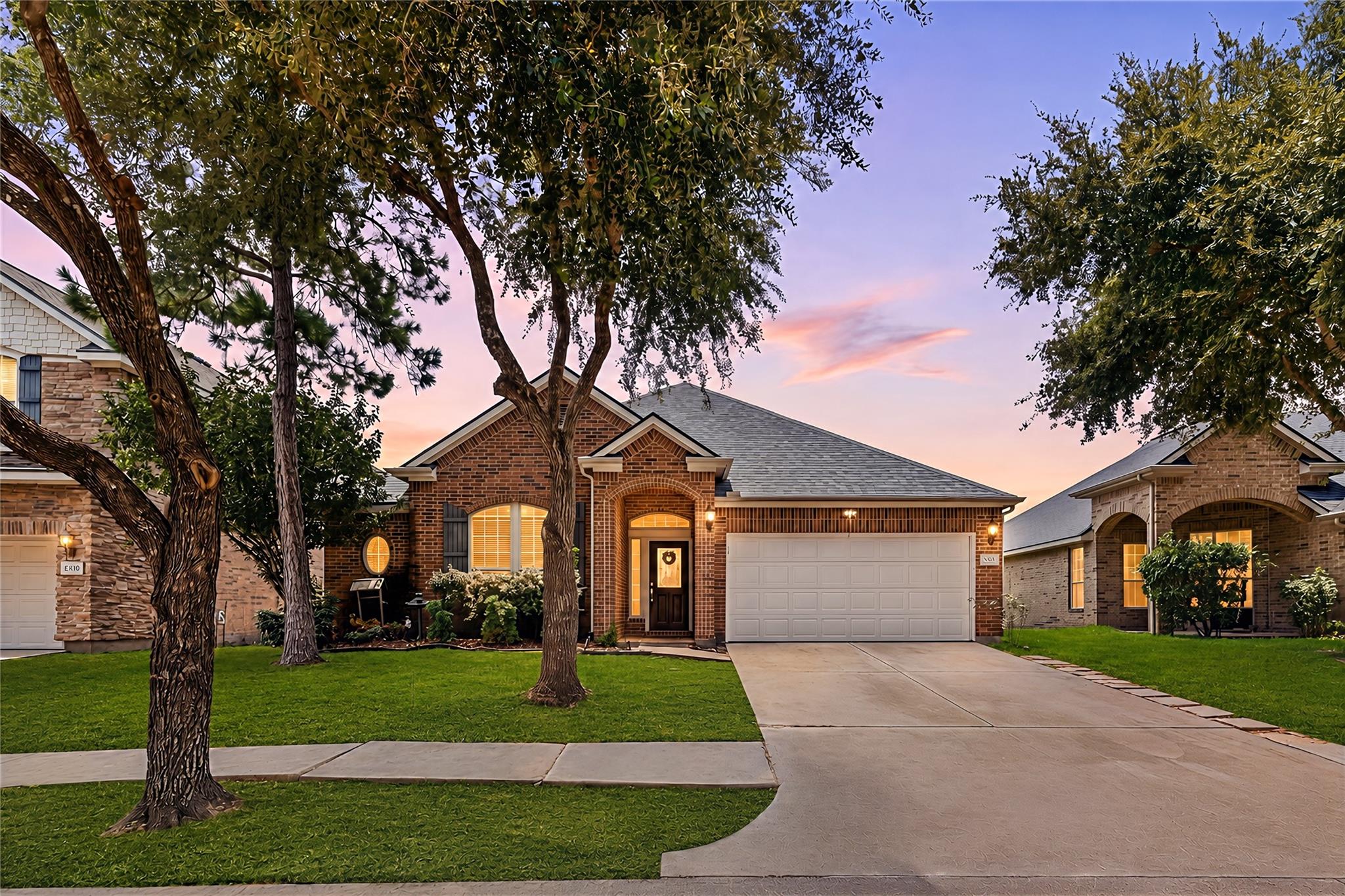 30411 Avera Creek Dr, Spring, TX 77386