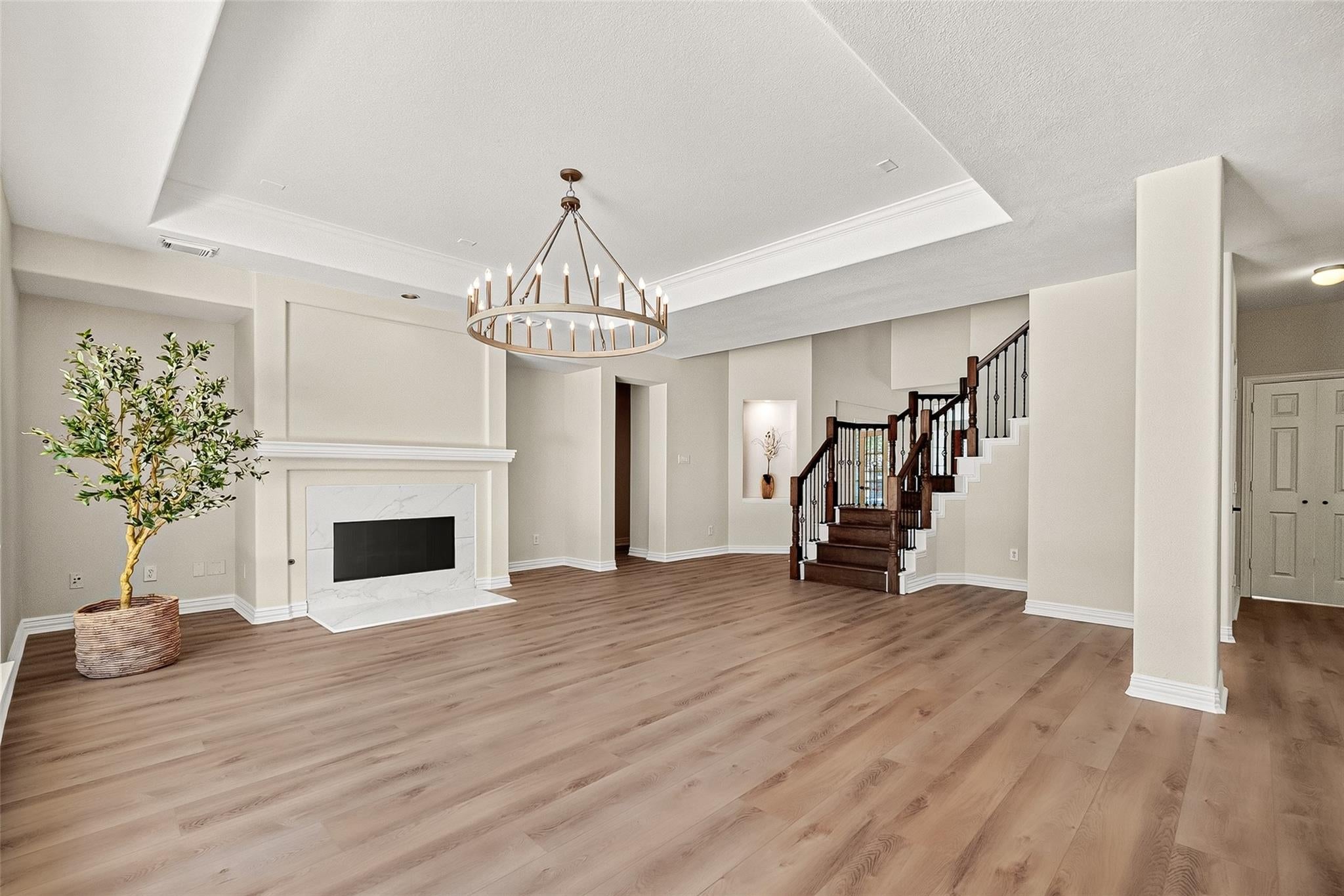 45 Marquise Oaks Place Pl, The Woodlands, TX 77382 photo