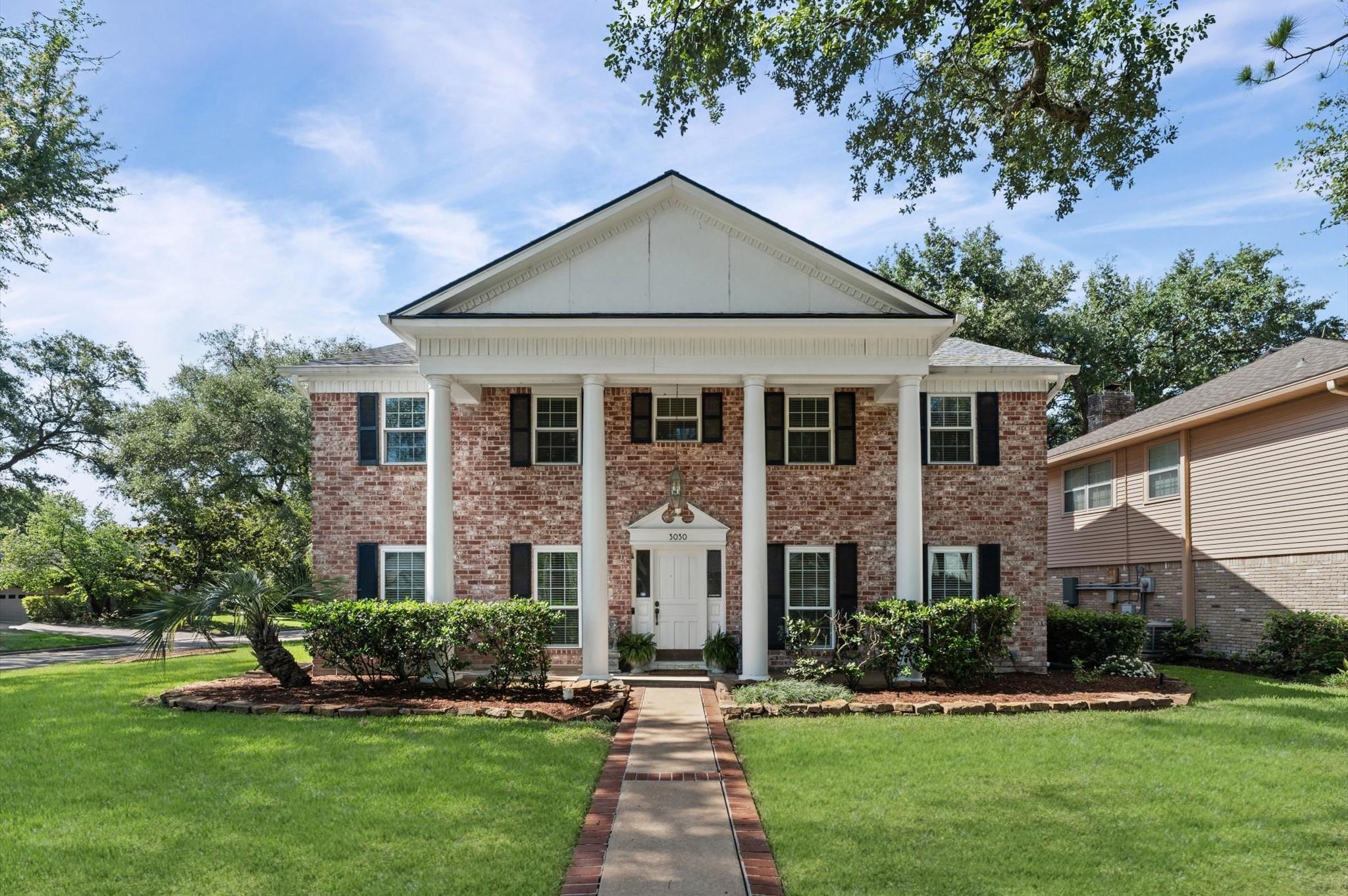 3030 Broadmoor Dr, Sugar Land, TX 77478 photo
