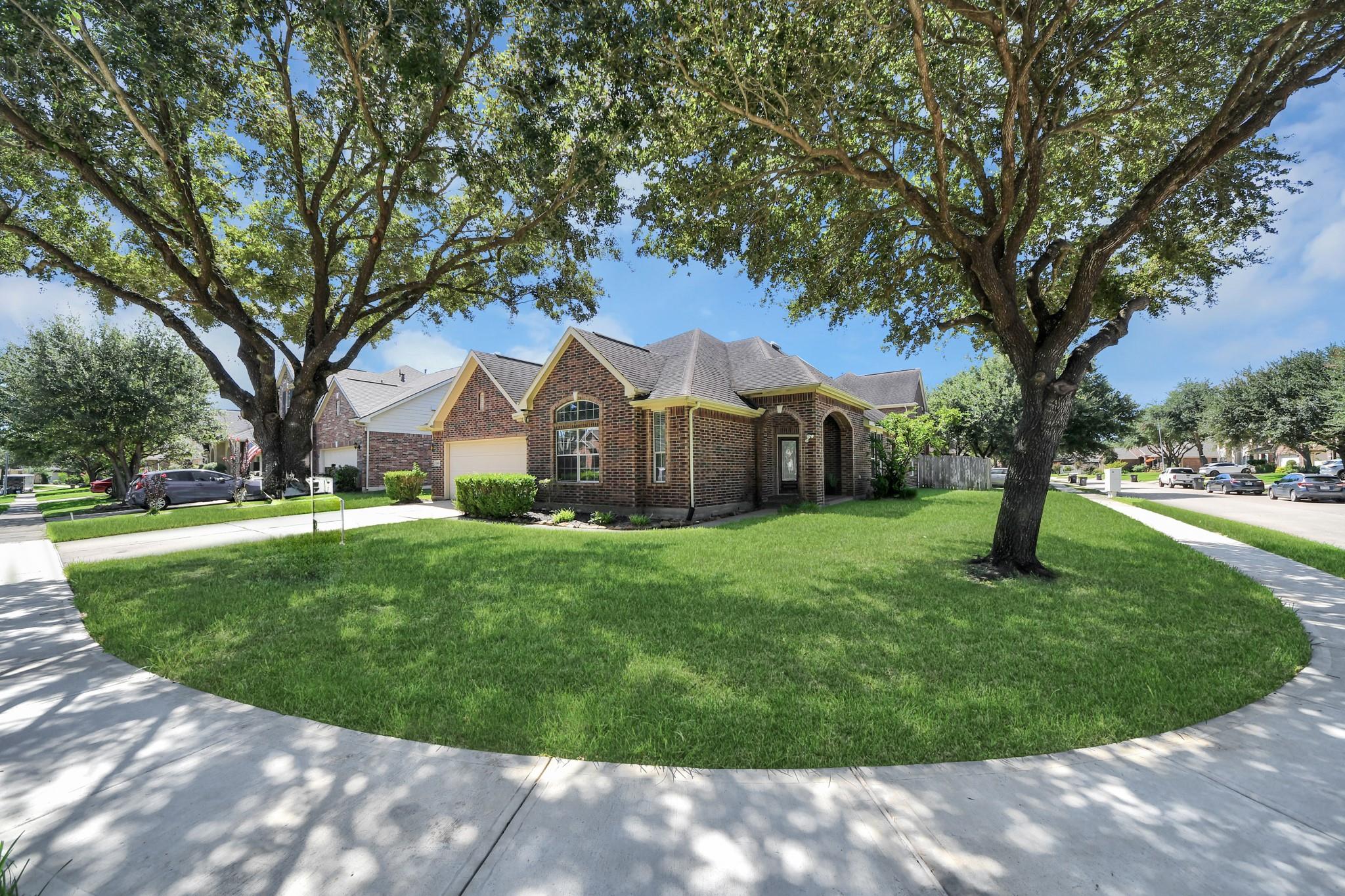 13935 Charterhouse Way, Sugar Land, TX 77498 photo