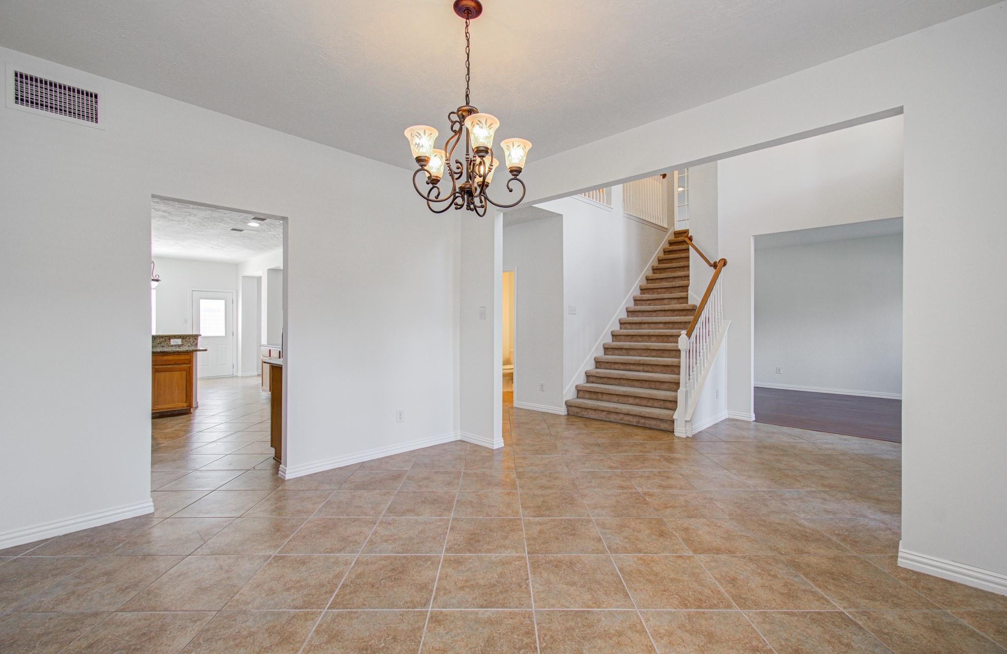 1402 Pine Knot Ct, Pearland, TX 77581 photo