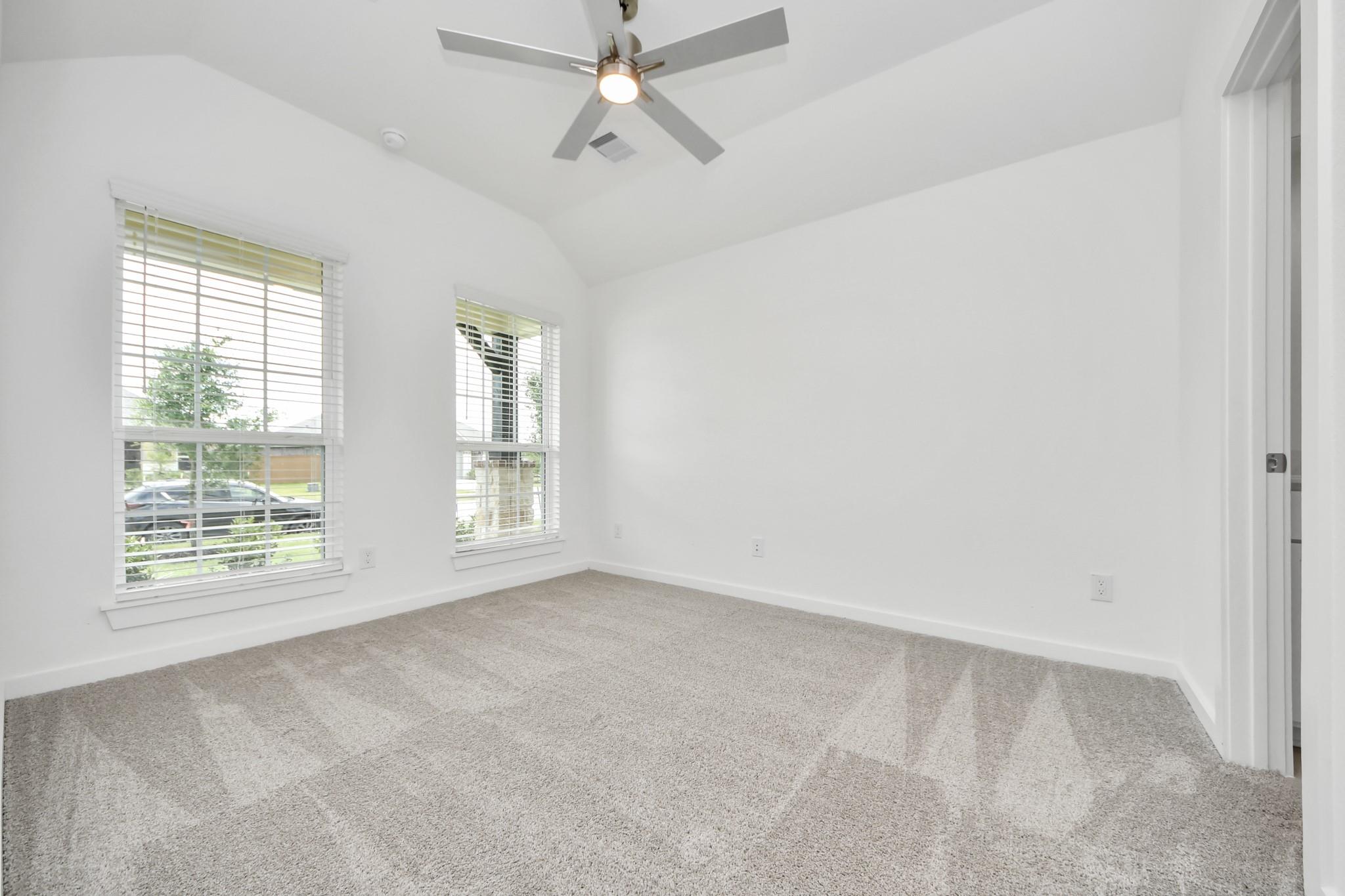 11723 Leafy Laurel Dr, Houston, TX 77066 photo