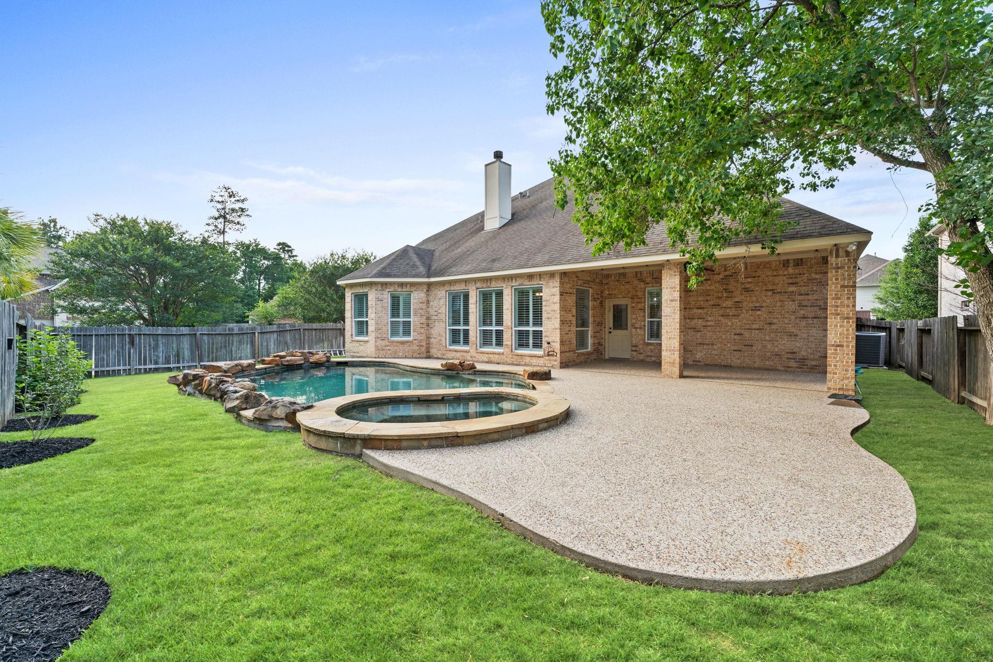 47 Winsome Path Cir, The Woodlands, TX 77382