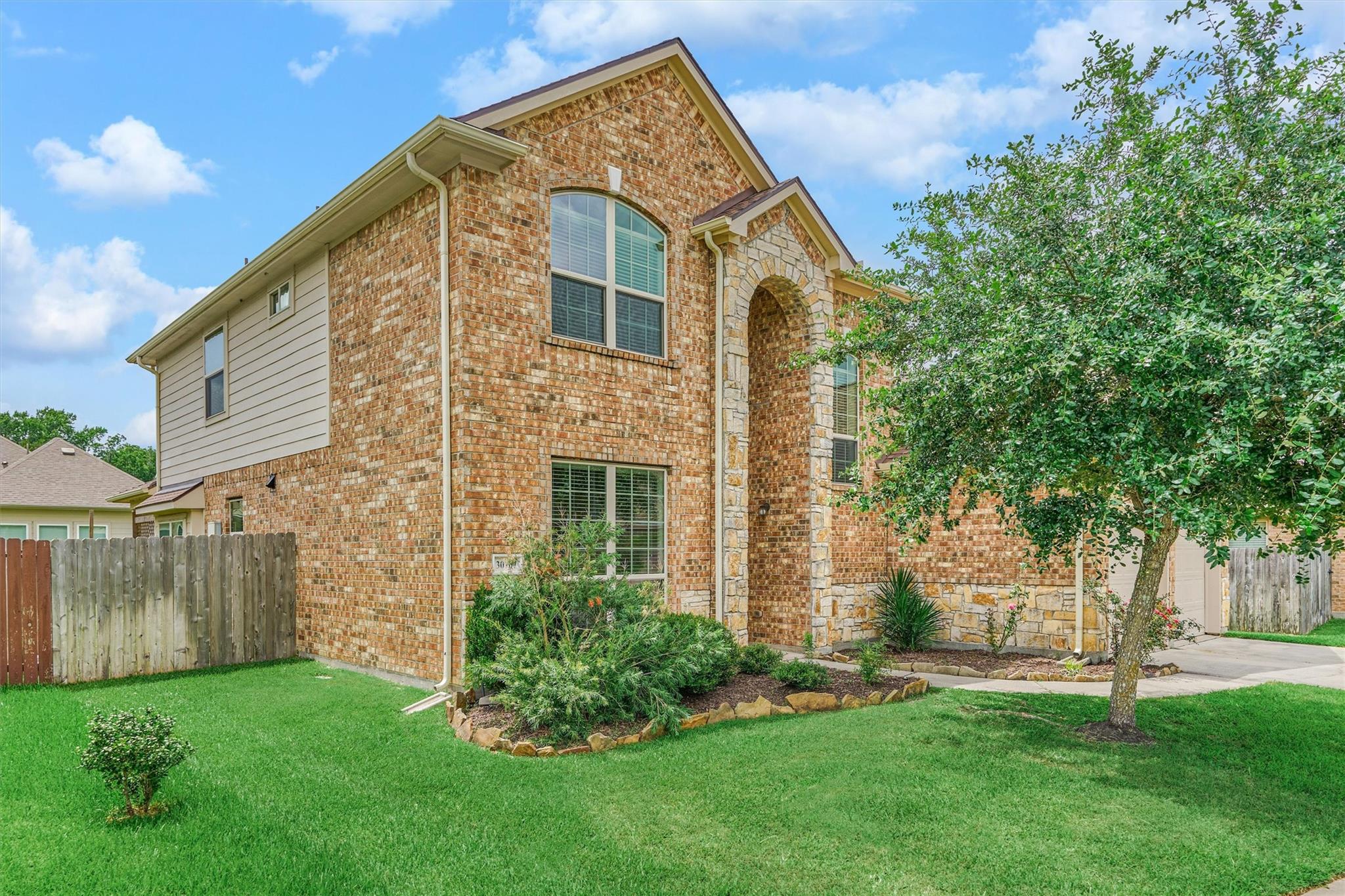 30707 Sage Trace Ct, Spring, TX 77386