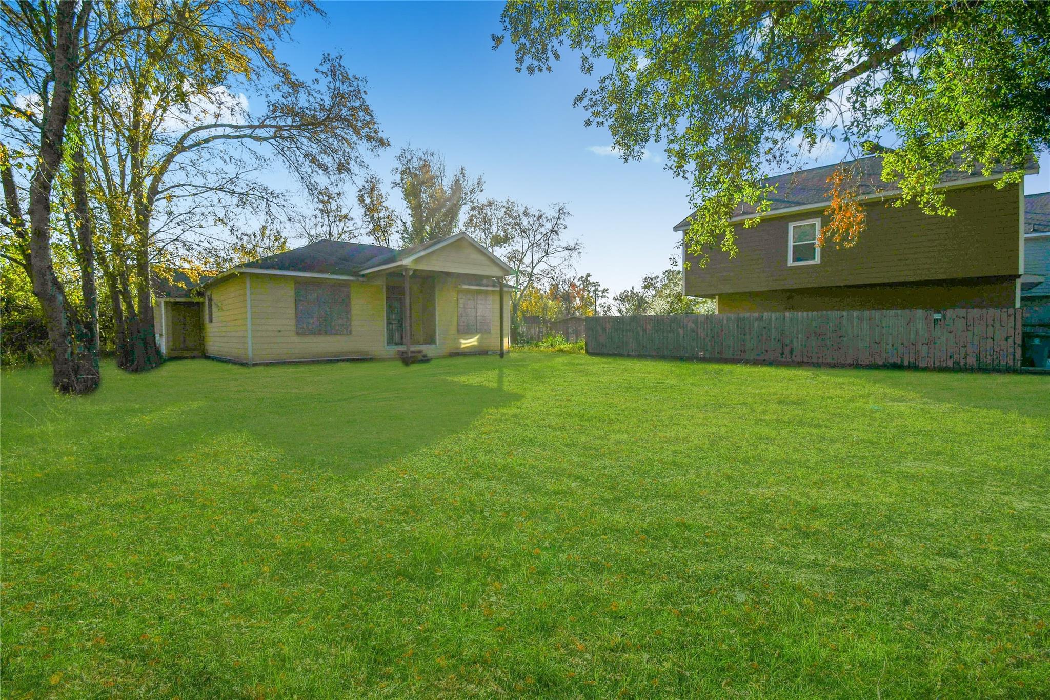 1039 Marcolin St, Houston, TX 77088 photo