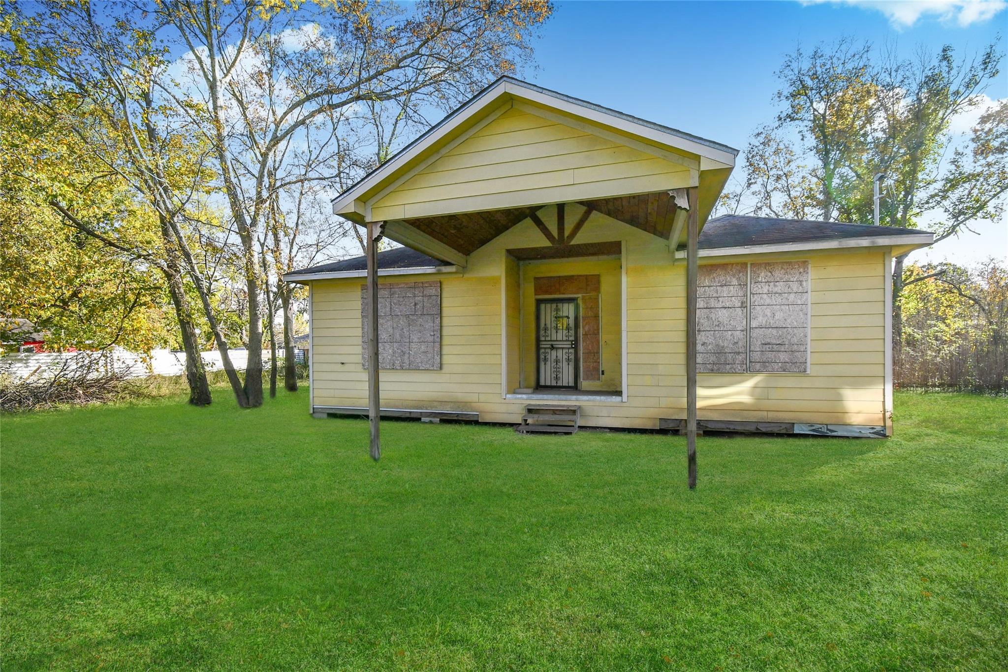 1039 Marcolin St, Houston, TX 77088 photo