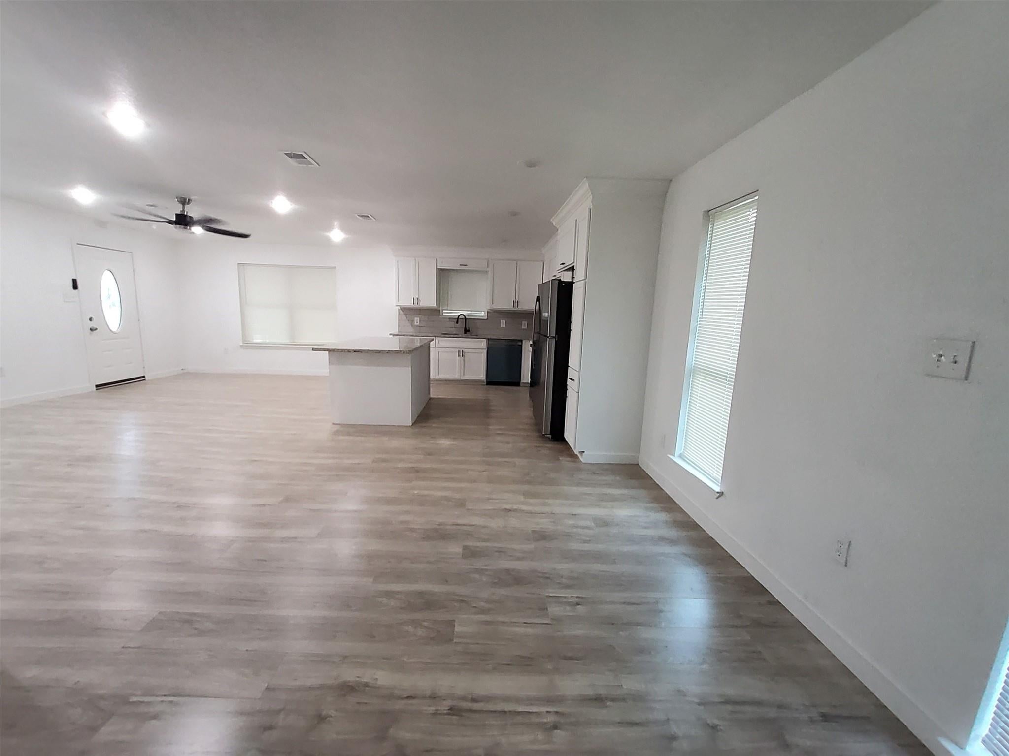 8609 Homewood Ln, Houston, TX 77028 photo