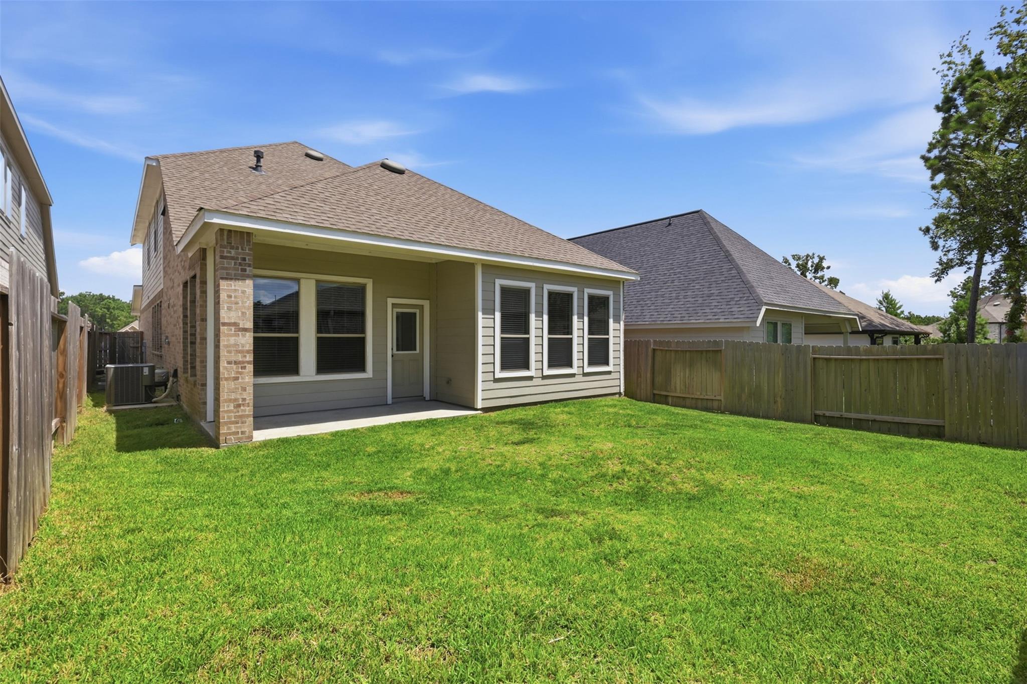 313 Rise Ln, Montgomery, TX 77316 photo