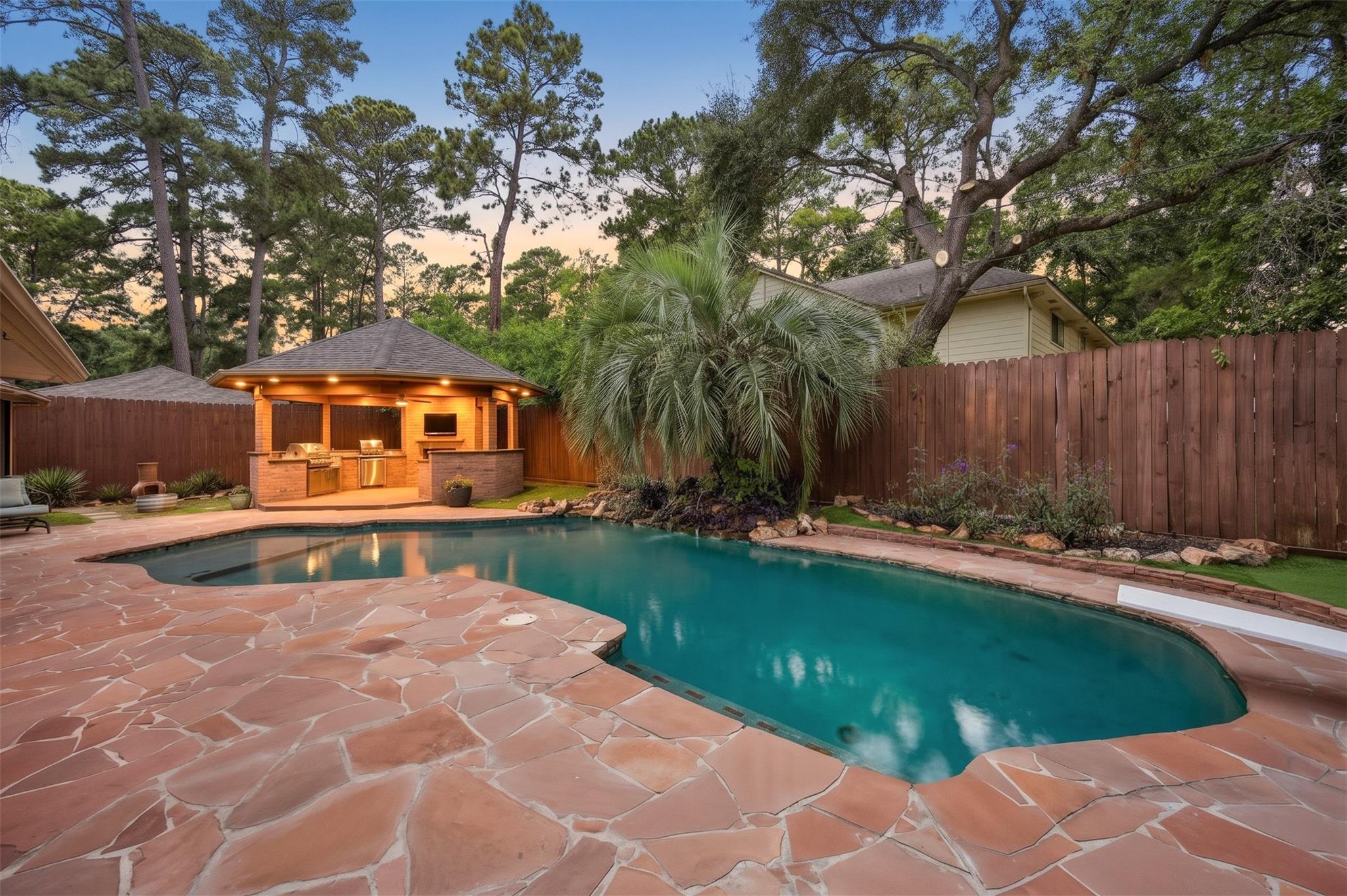 8106 Twining Oaks Ln, Spring, TX 77379 photo