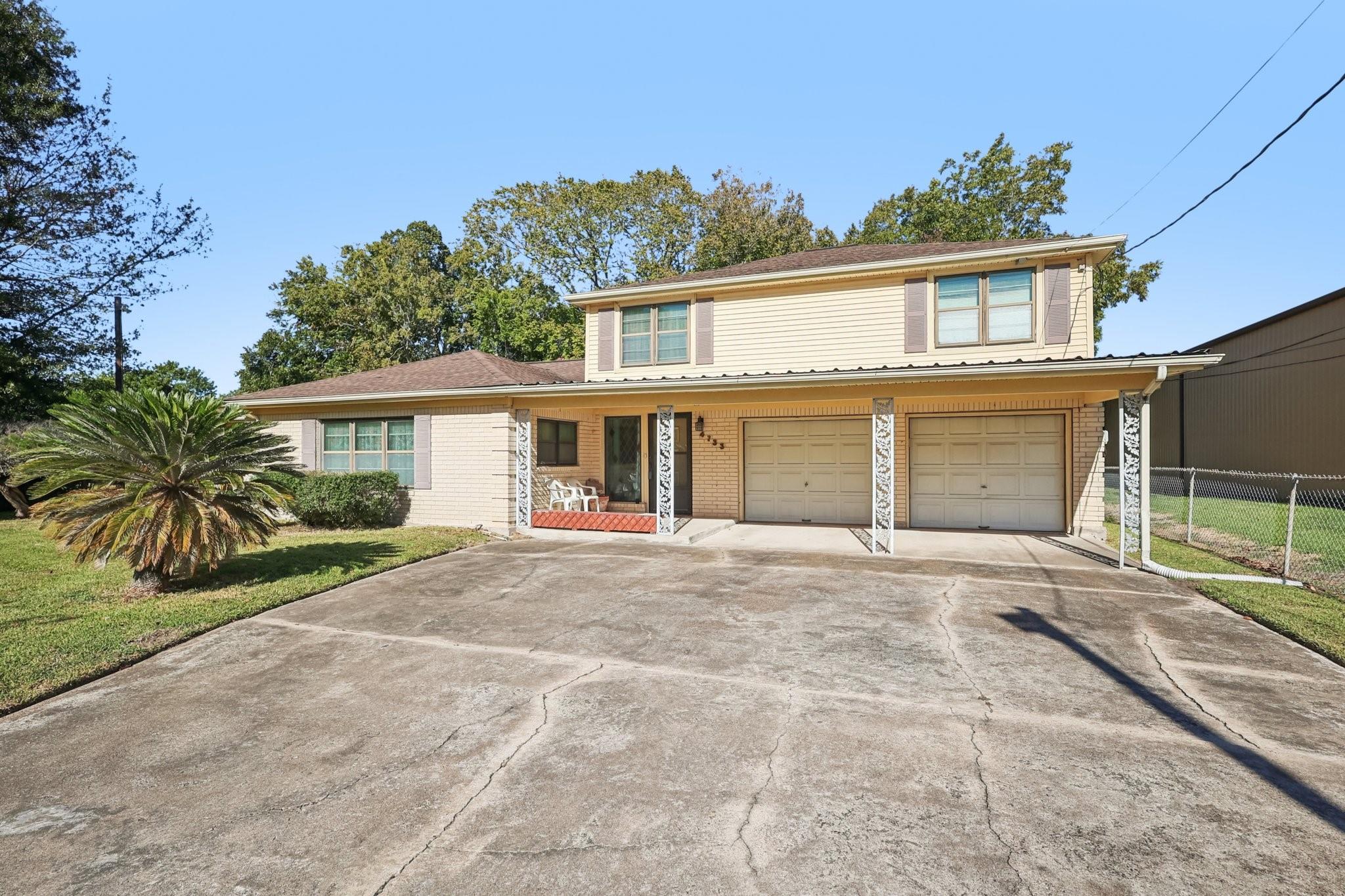 4733 Oleander St, Bacliff, TX 77518 photo
