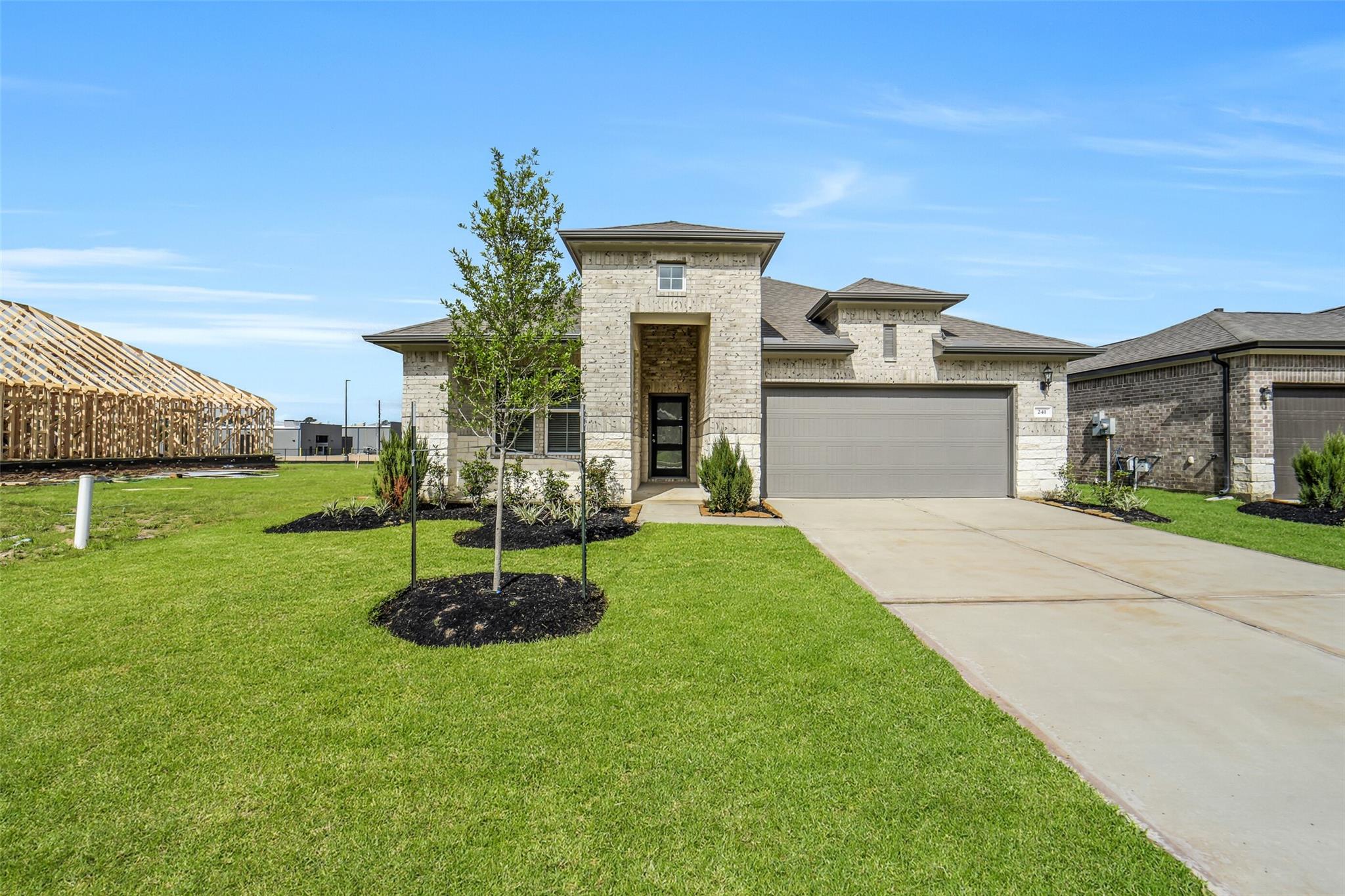 241 Harlingen Dr, Magnolia, TX 77354