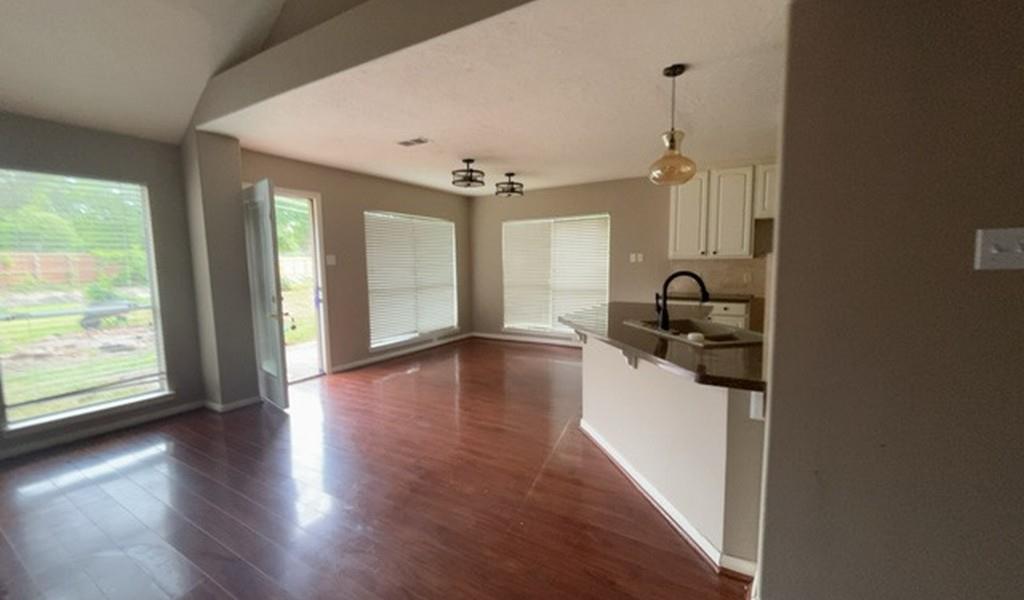 1702 Whispering Forest Dr, Houston, TX 77339 photo