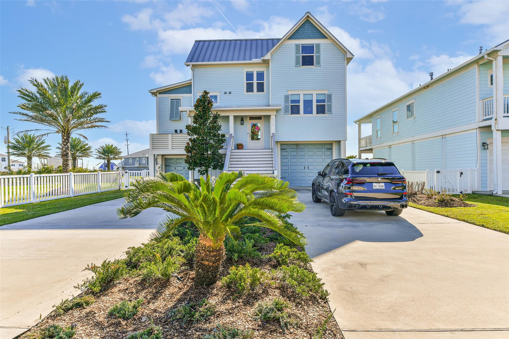 4118 Sand Hill Ct, Galveston, TX 77554 photo