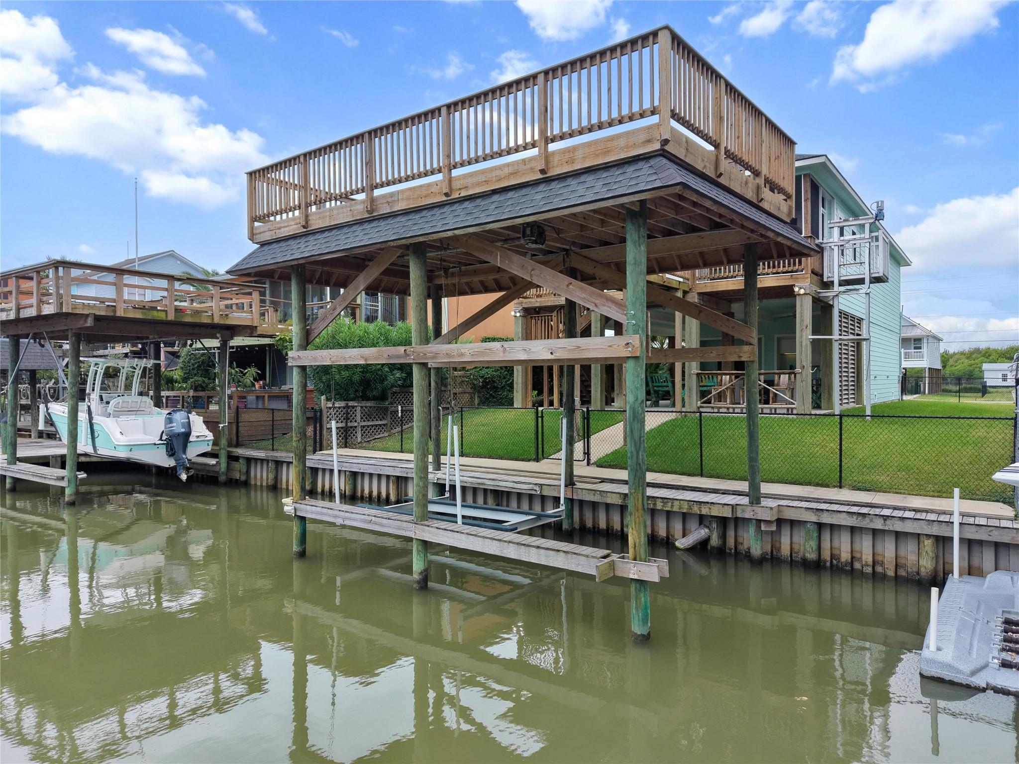1227 23 St, San Leon, TX 77539 photo