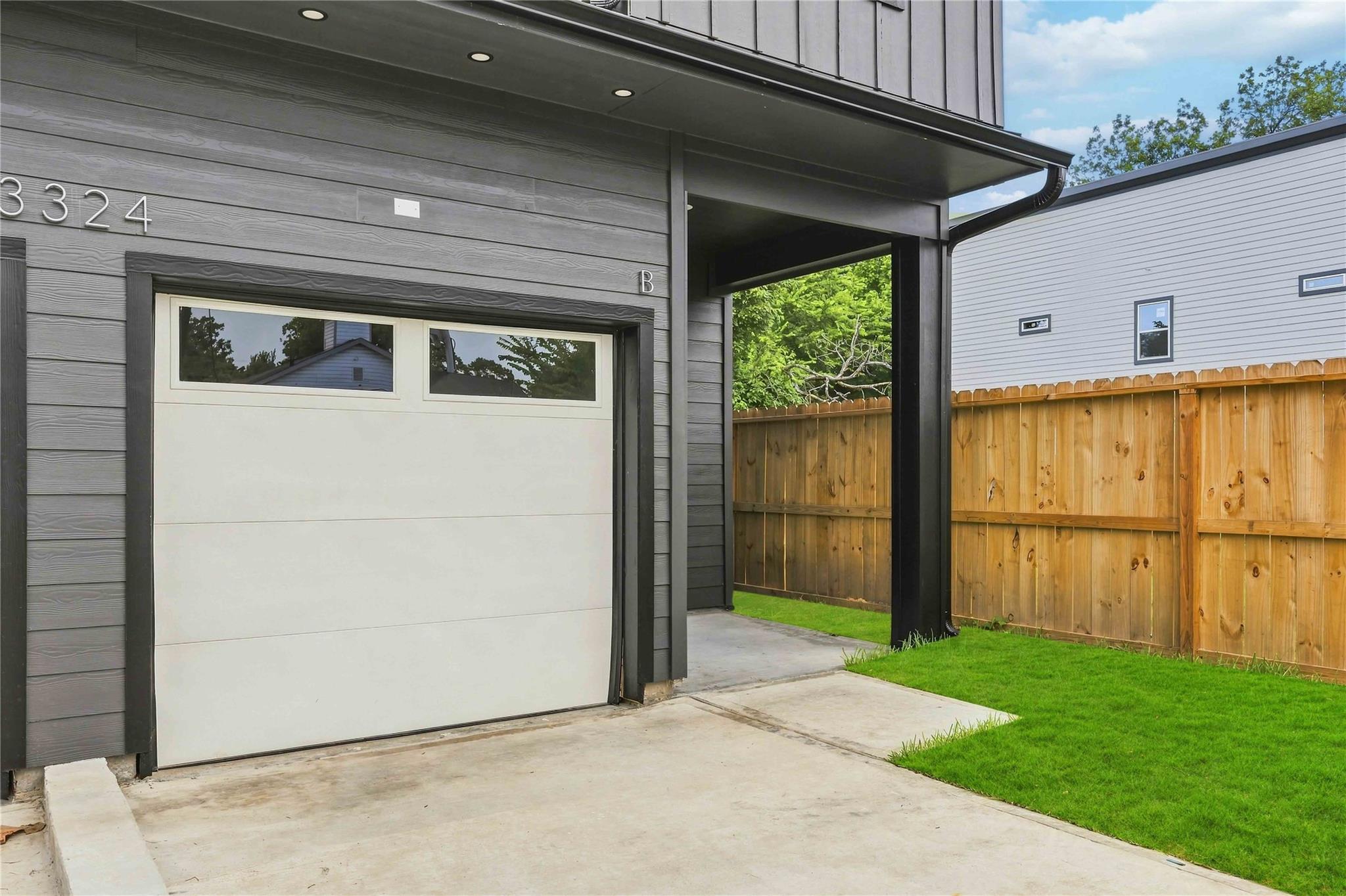 3324 Francis Court A And B, Houston, TX 77004 photo