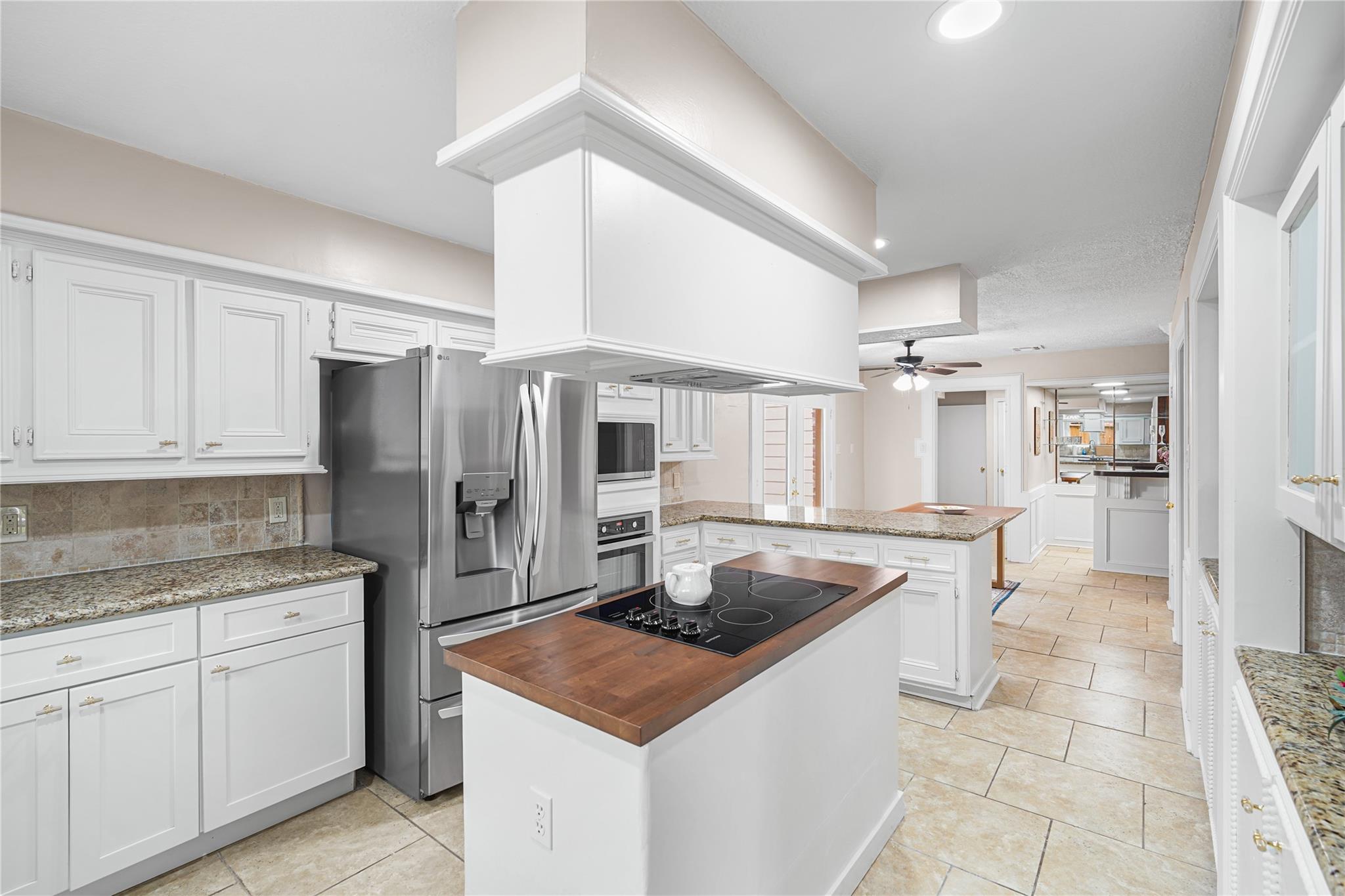 15027 Walters Rd, Houston, TX 77068 photo