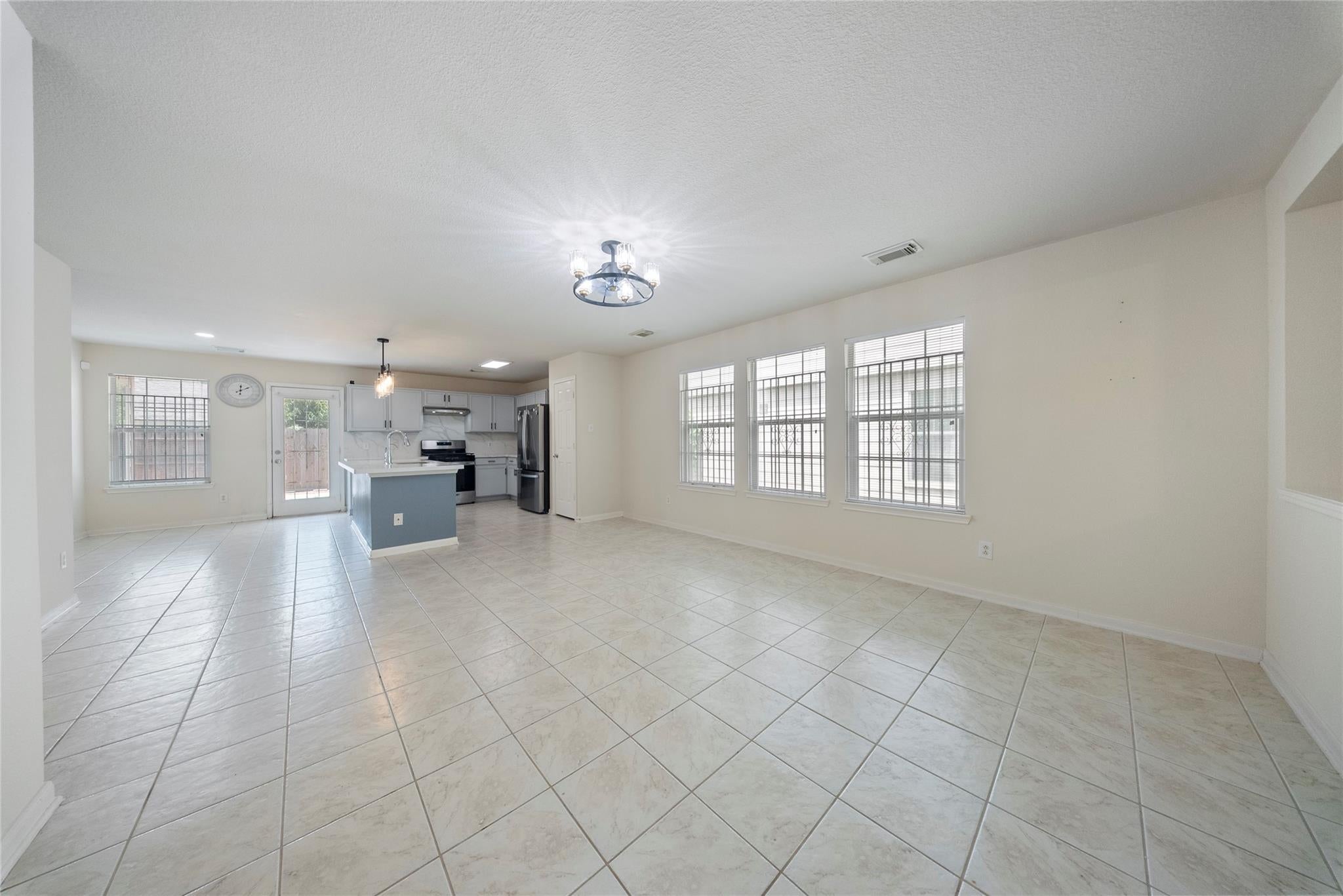 13123 Dawn Hollow Ln, Houston, TX 77072 photo