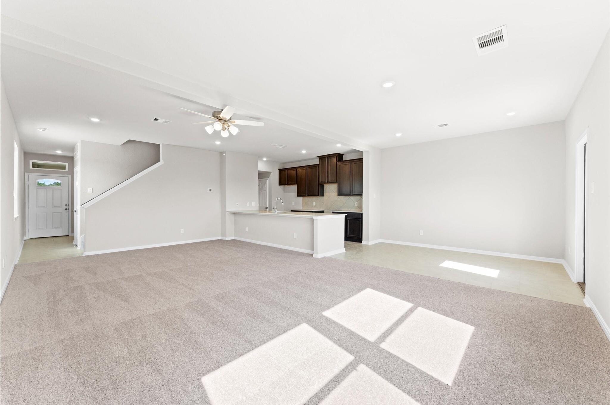 1369 Mixander Way, La Porte, TX 77571 photo