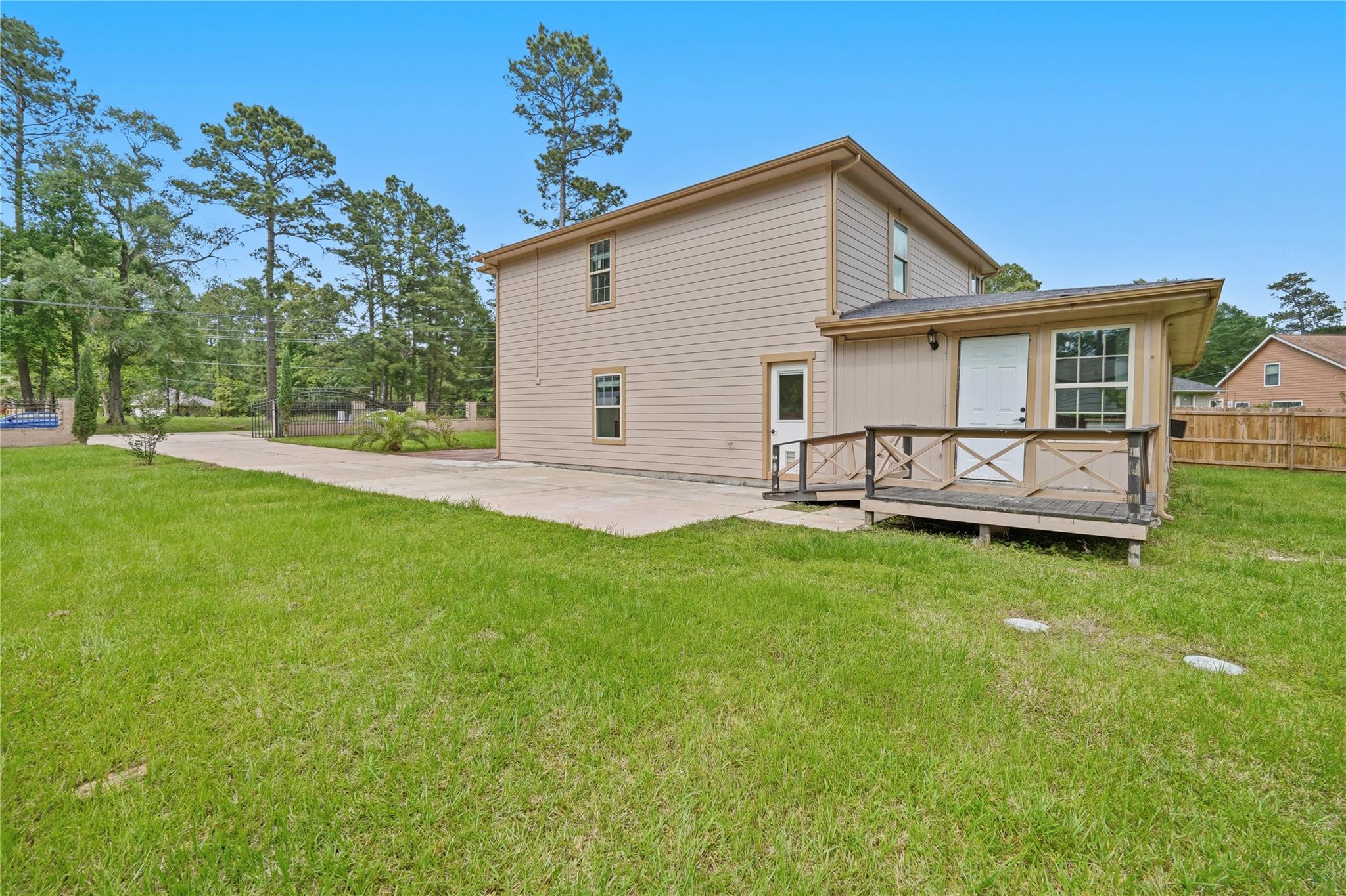 18948 Iris Ln, Porter, TX 77365 photo
