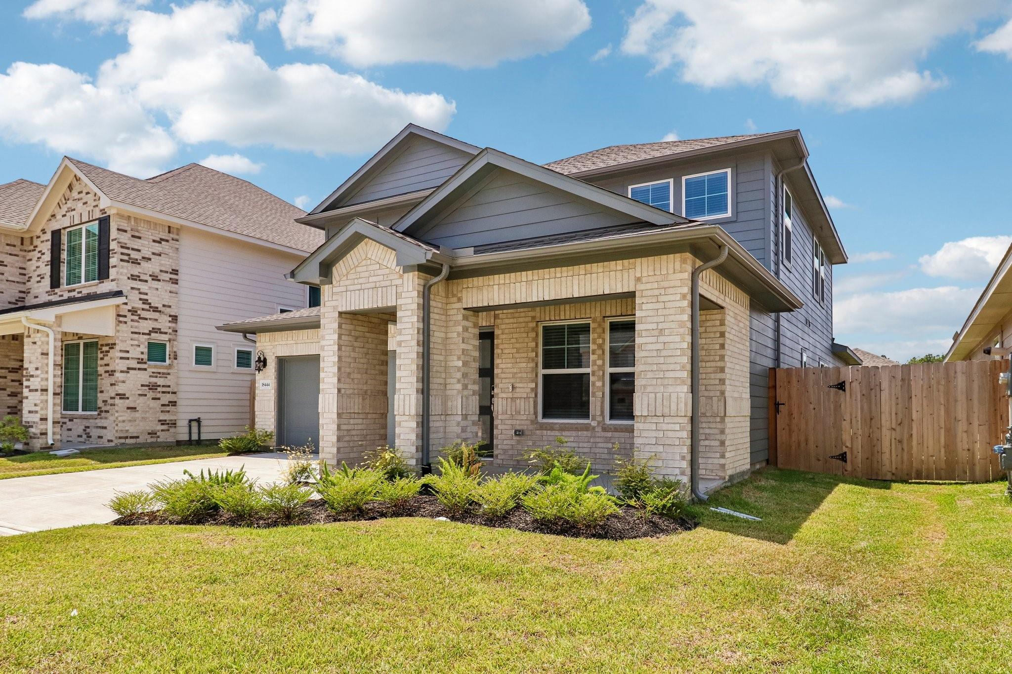 18444 Landing Meadows Ln, New Caney, TX 77357 photo