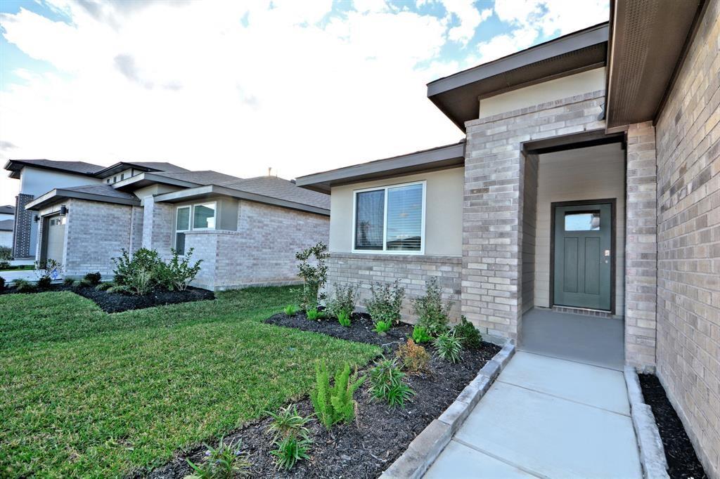 7703 Rainham Valley Ln, Richmond, TX 77407 photo