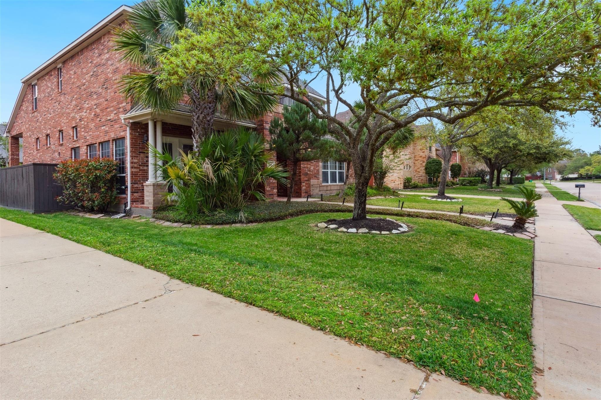 5715 Santa Fe Spring Dr, Houston, TX 77041 photo