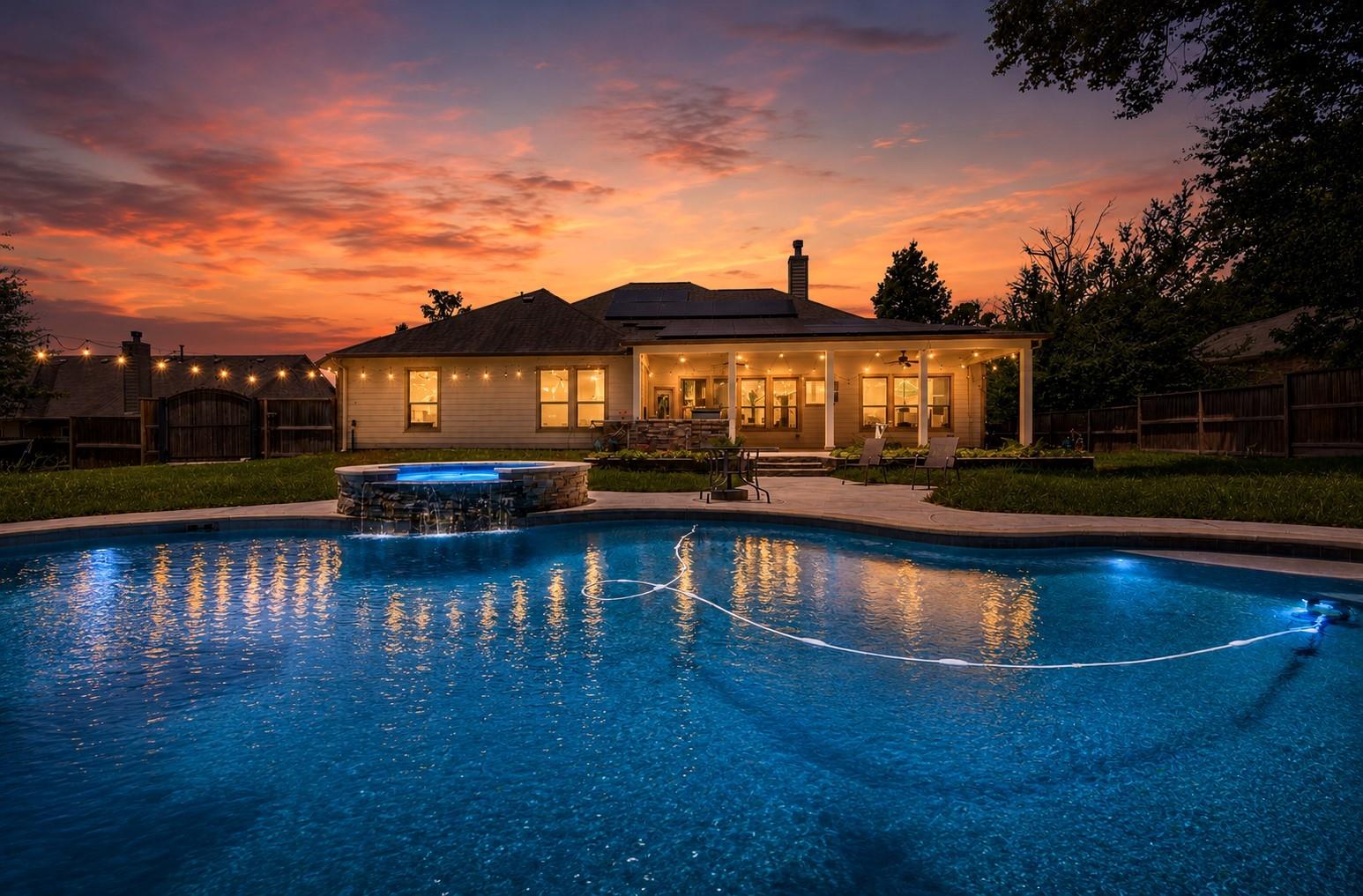 28510 Redwood Cliff Ln, Huffman, TX 77336