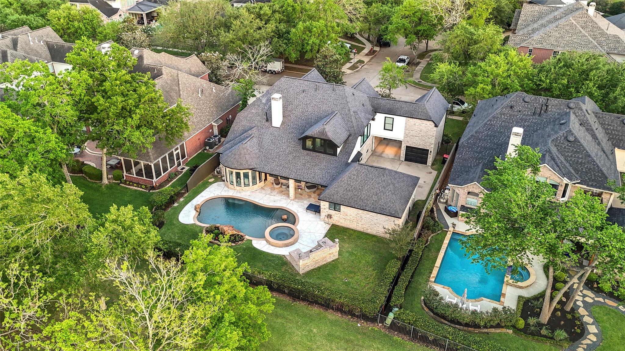 2811 Waters Lake Ln, Missouri City, TX 77459 photo