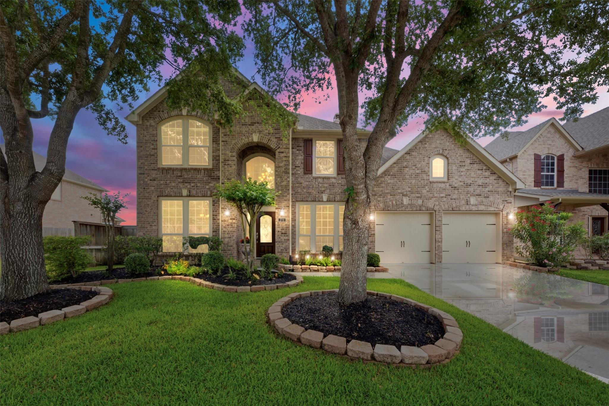 2711 Wild Lilac Dr, Pearland, TX 77584